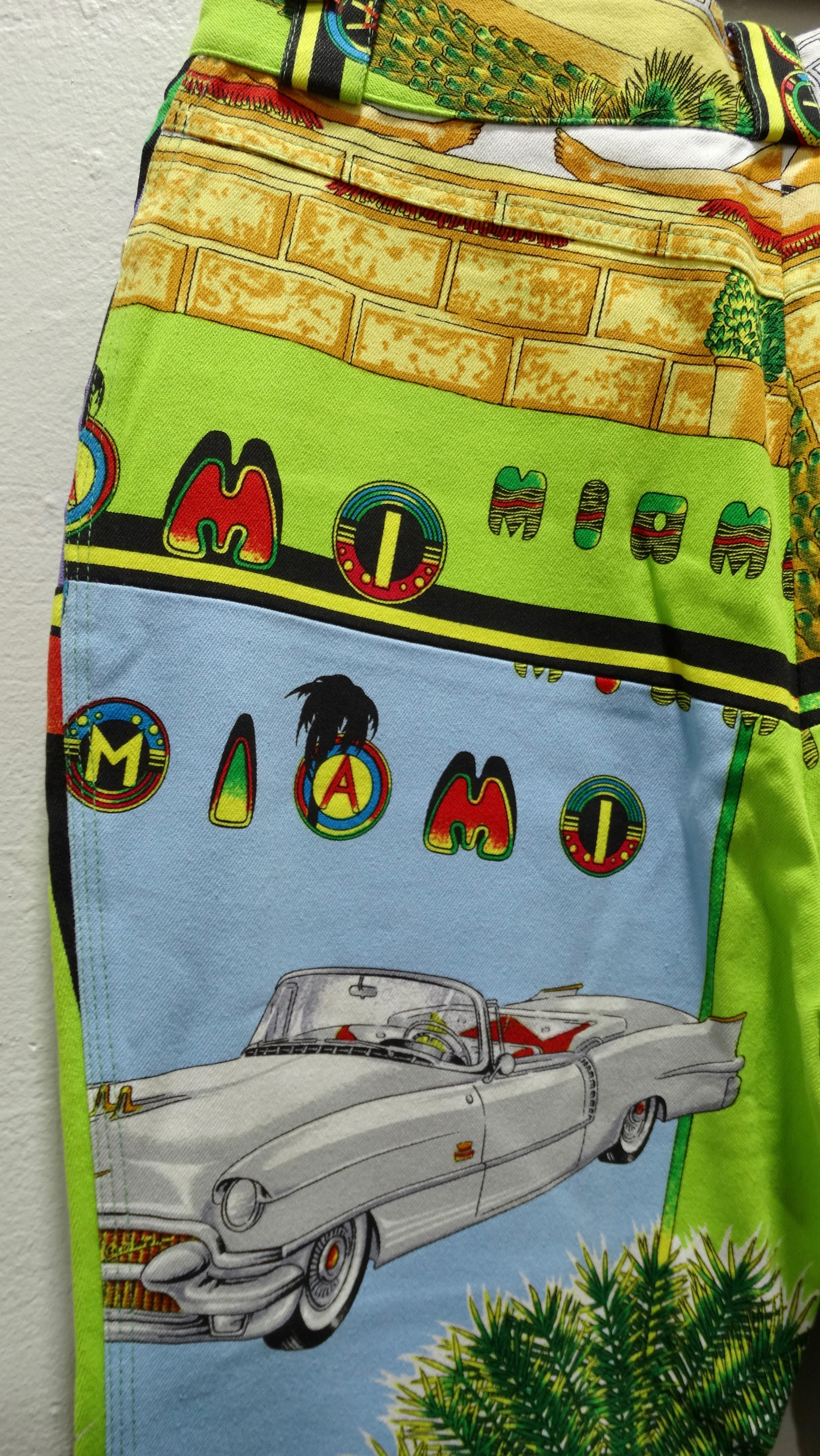 Femenino o masculino Gianni Versace Vaqueros estampados Miami años 90 en venta