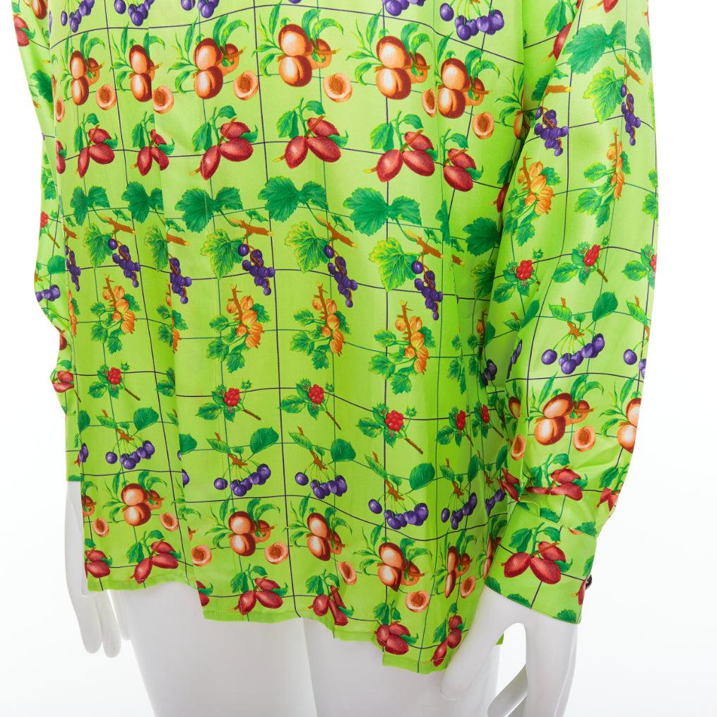 GIANNI VERSACE 1990's Vintage neon green fruit print silk shirt IT48 M For Sale 2