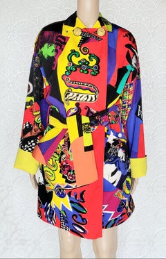 1991 Vintage GIANNI VERSACE REVERSIBLE VOGUE PRINT TRENCH COAT