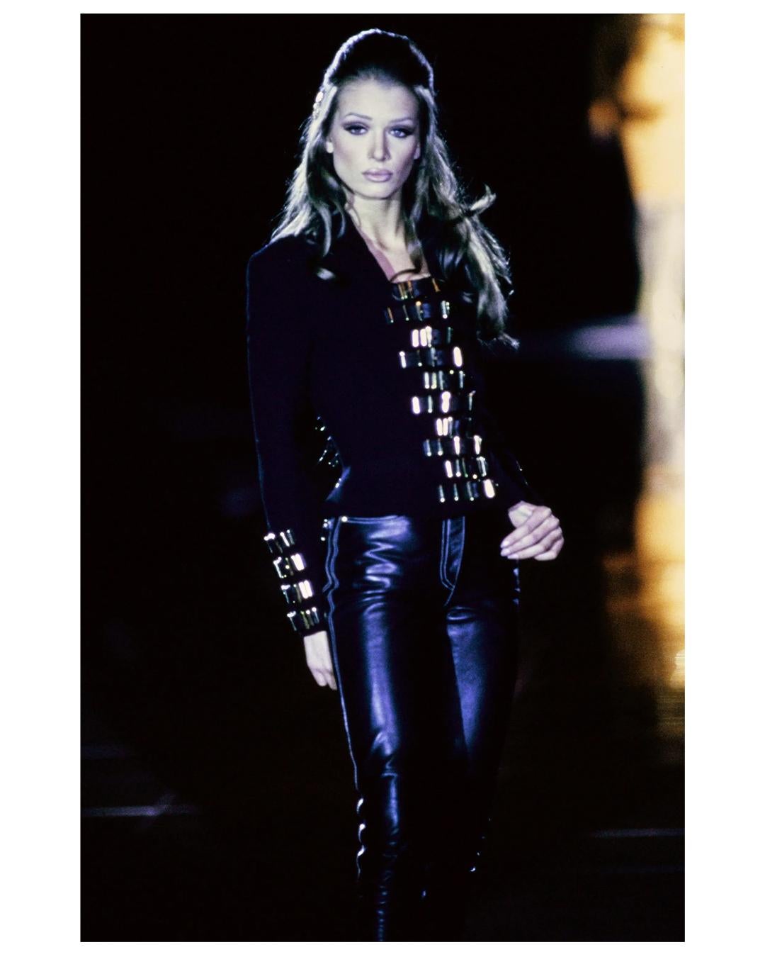 Gianni Versace 1992 black high waisted leather gold stitched medusa pants IT38 In Good Condition For Sale In Paris, FR