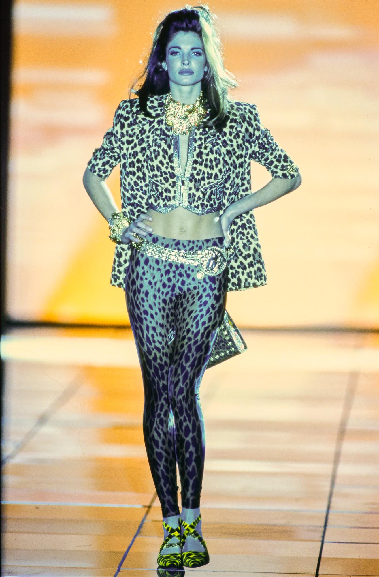 Gianni Versace 1992 Runway Leopard Print Silk Blazer size 40 2