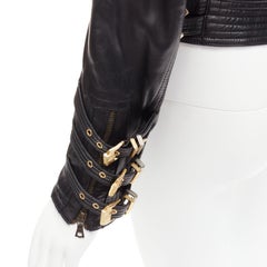 GIANNI VERSACE 1992 S&M bomber de cuero negro con hebilla dorada IT38 XS