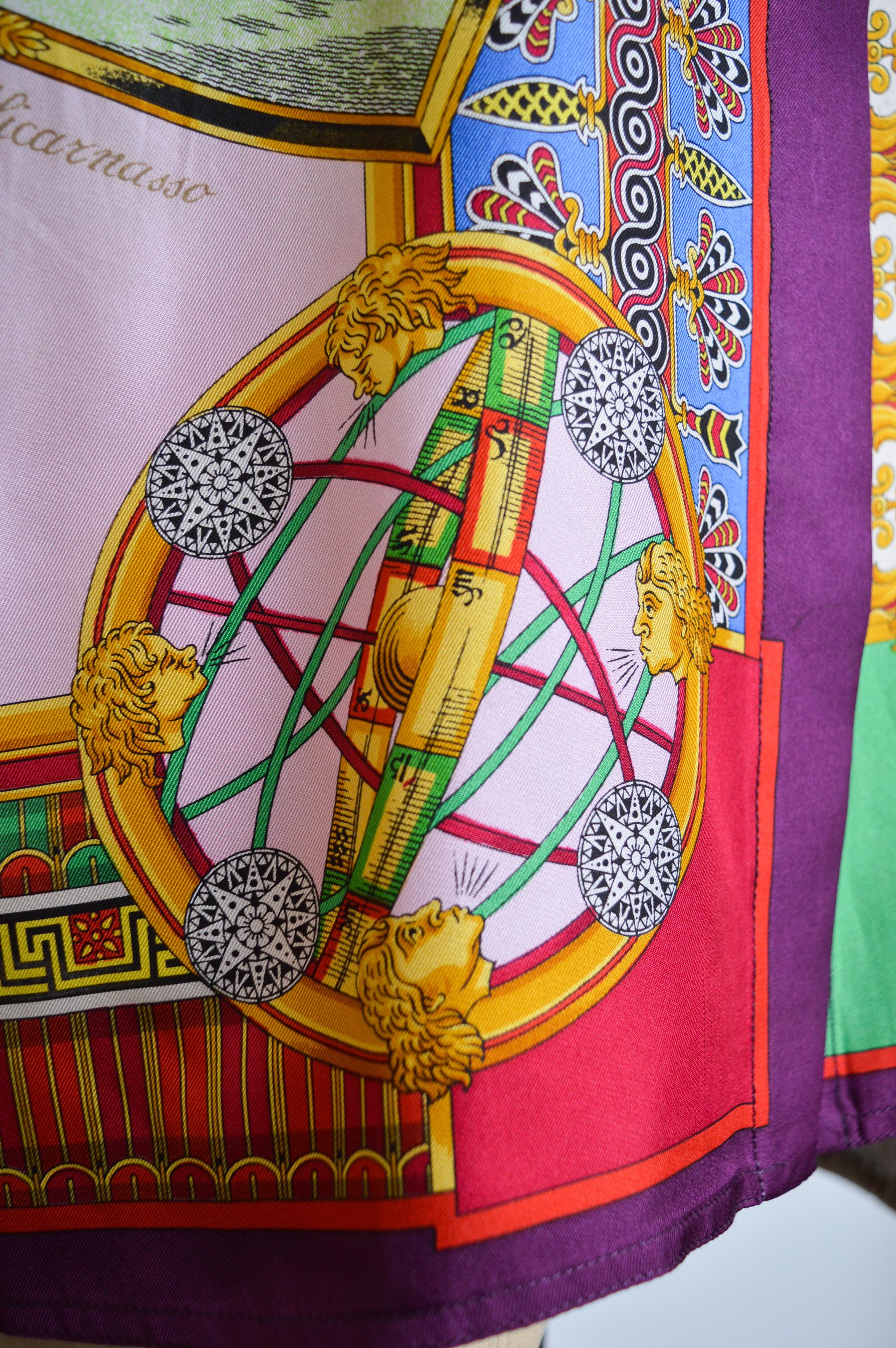 Gianni Versace 1993, Atelier A in pura seta con fantasia colorata, camicia in primavera in vendita 2