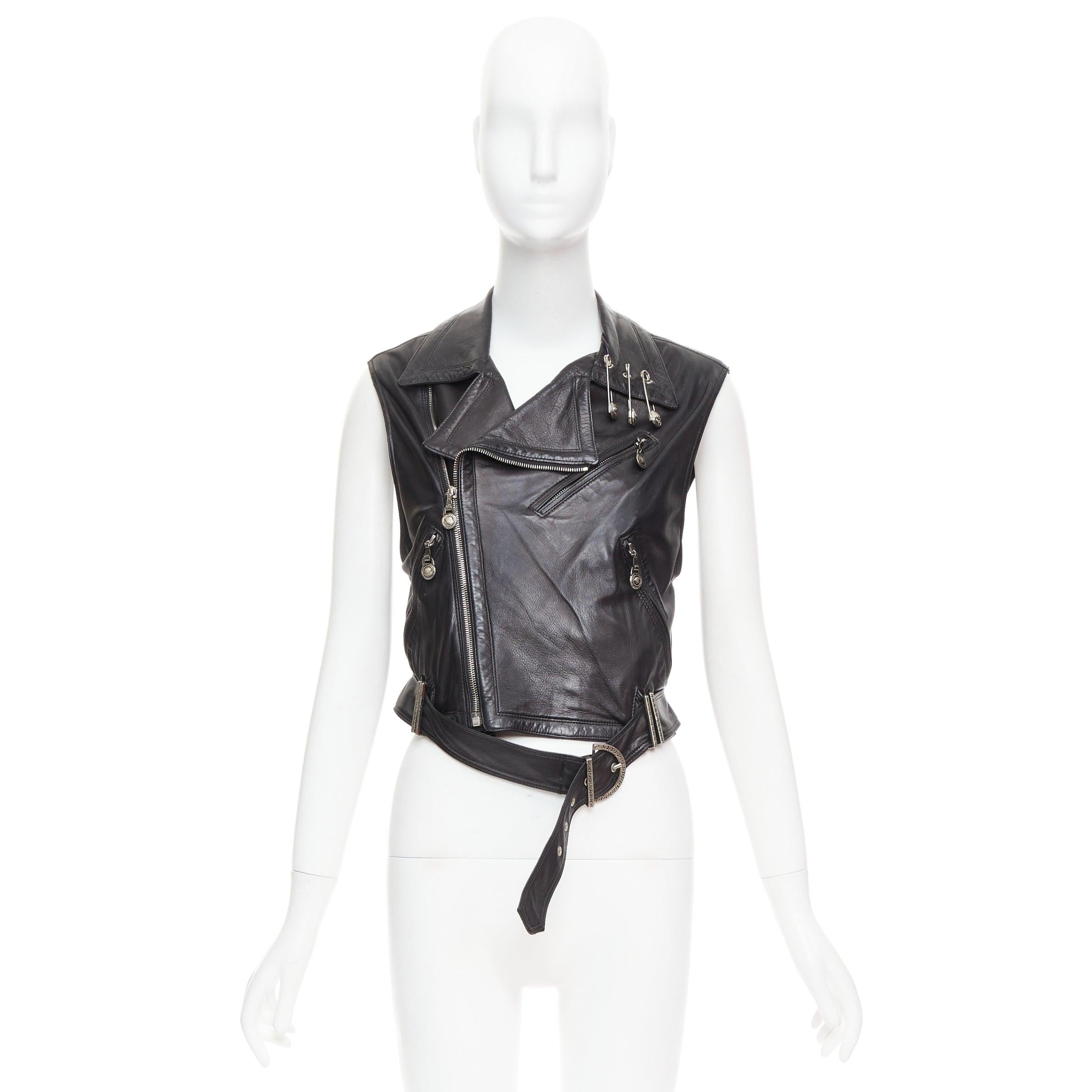 GIANNI VERSACE 1994 Vintage leather medusa safety pin biker vest IT38 XS For Sale 6