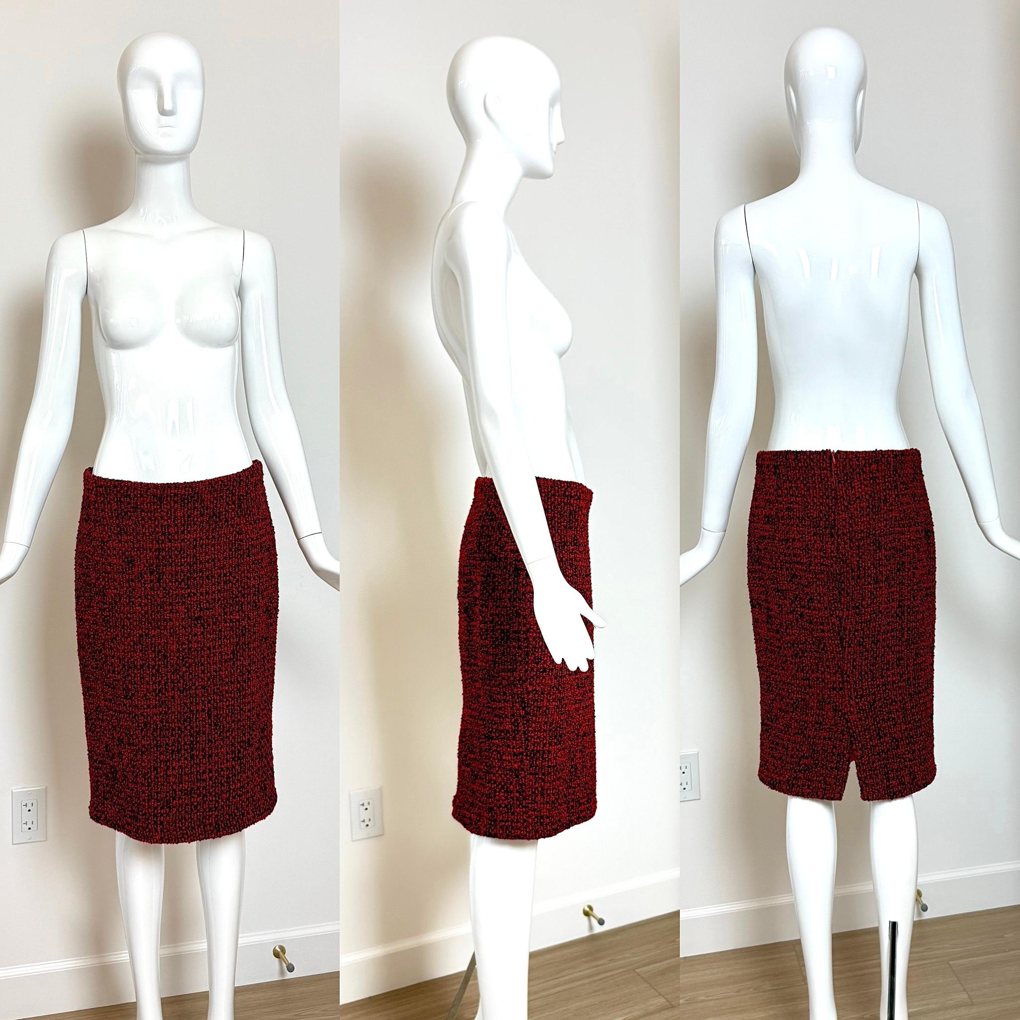 Gianni Versace
Vintage By
Startbahn
FW95
Ziegelrot + Schwarz
Übergroße schwarze Medusa-Knöpfe
IT44
Ausgezeichneter Zustand, ein Mikroloch im Futter, sonst keine Mängel, sieht aus wie neu
Perfekt für die Feiertage
Buchstäblich zur Arbeit