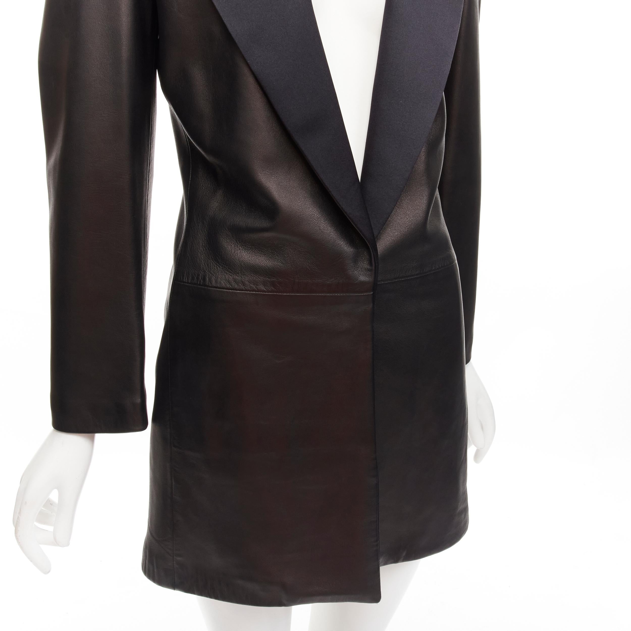 GIANNI VERSACE 1995 Vintage black satin peak lapel leather coat IT40 S For Sale 4