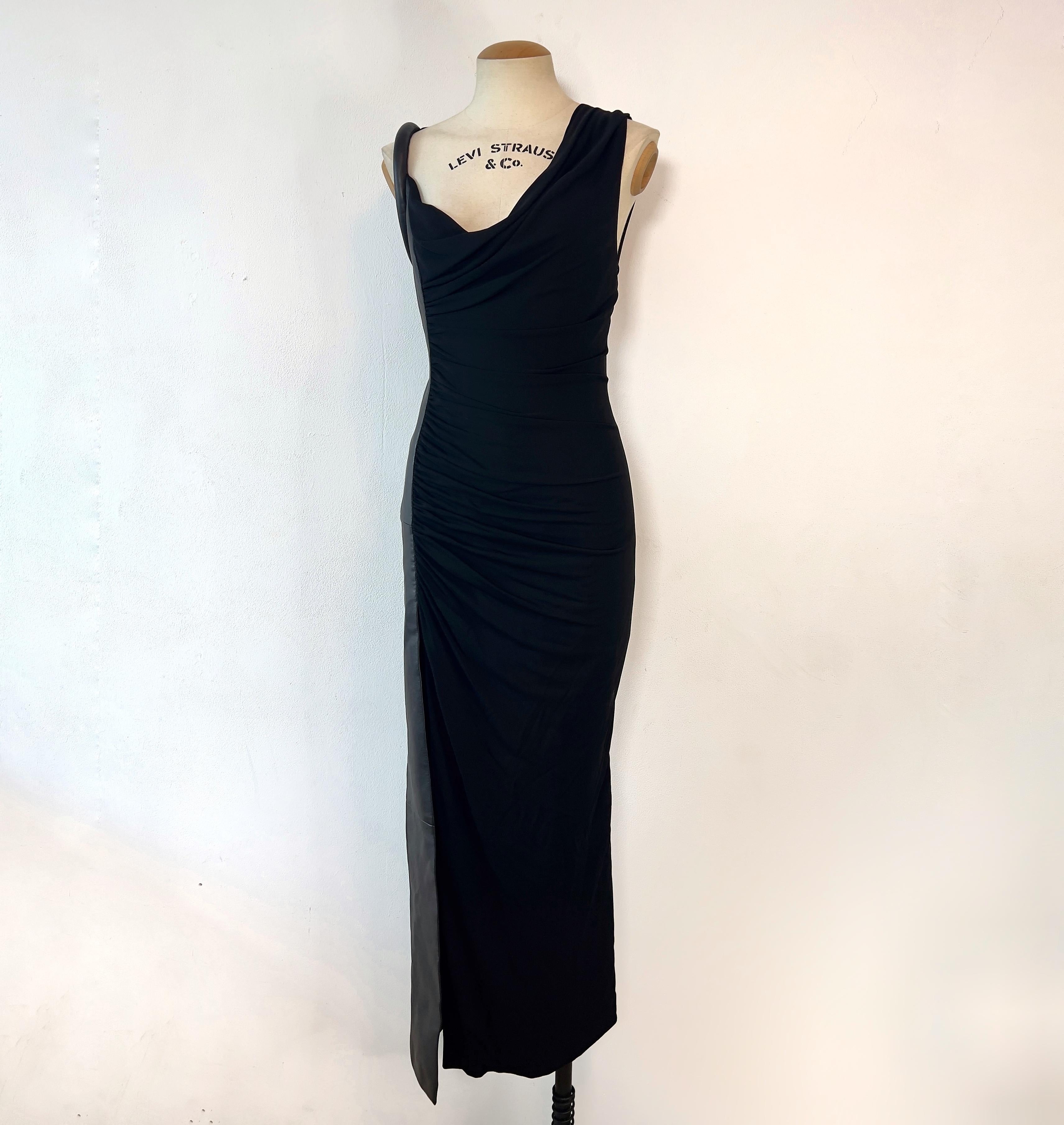 Gianni Versace 1997 Couture fall black leather gown  For Sale 1