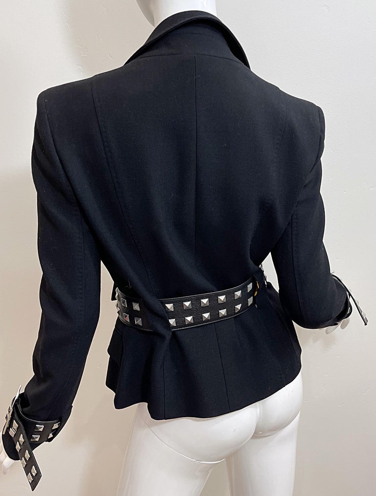 Gianni Versace 2000s Y2K Bondage Inspired Size 44 / 8 Belted Blazer Jacket For Sale 5