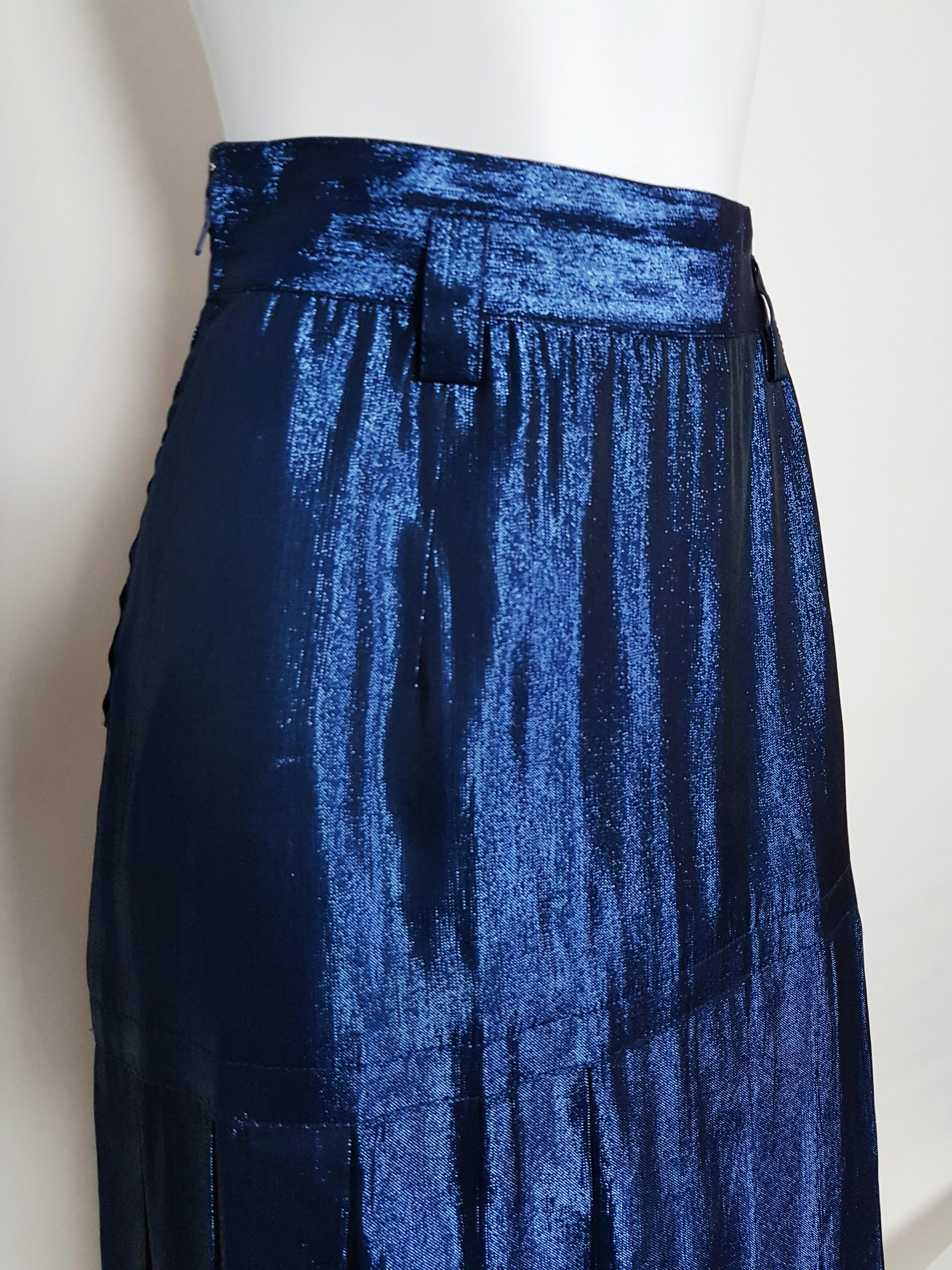 Purple 1980 GIANNI VERSACE lurex silk pleated Skirt For Sale