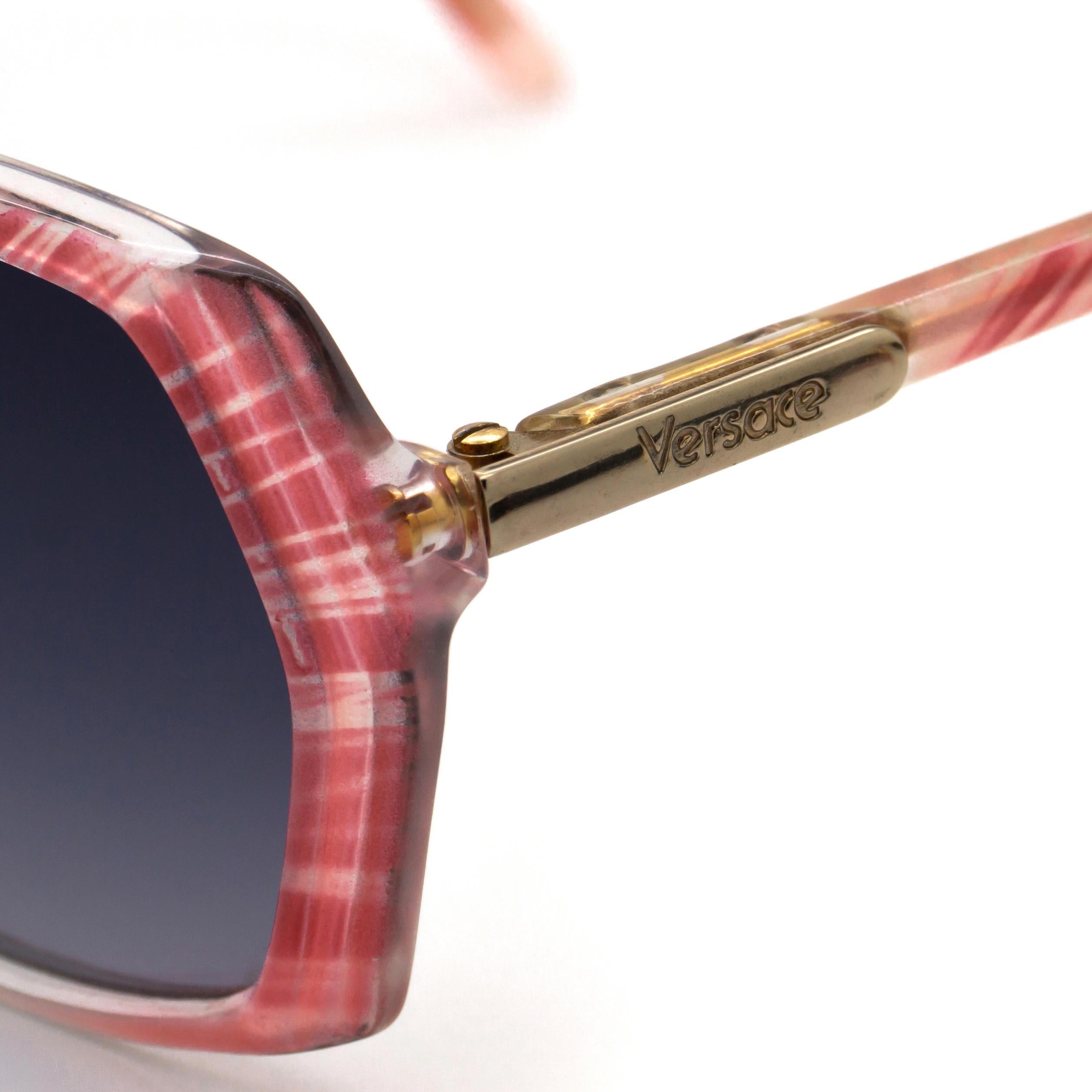 Nero Occhiali da sole rosa anni '80 Gianni Versace per donna in vendita