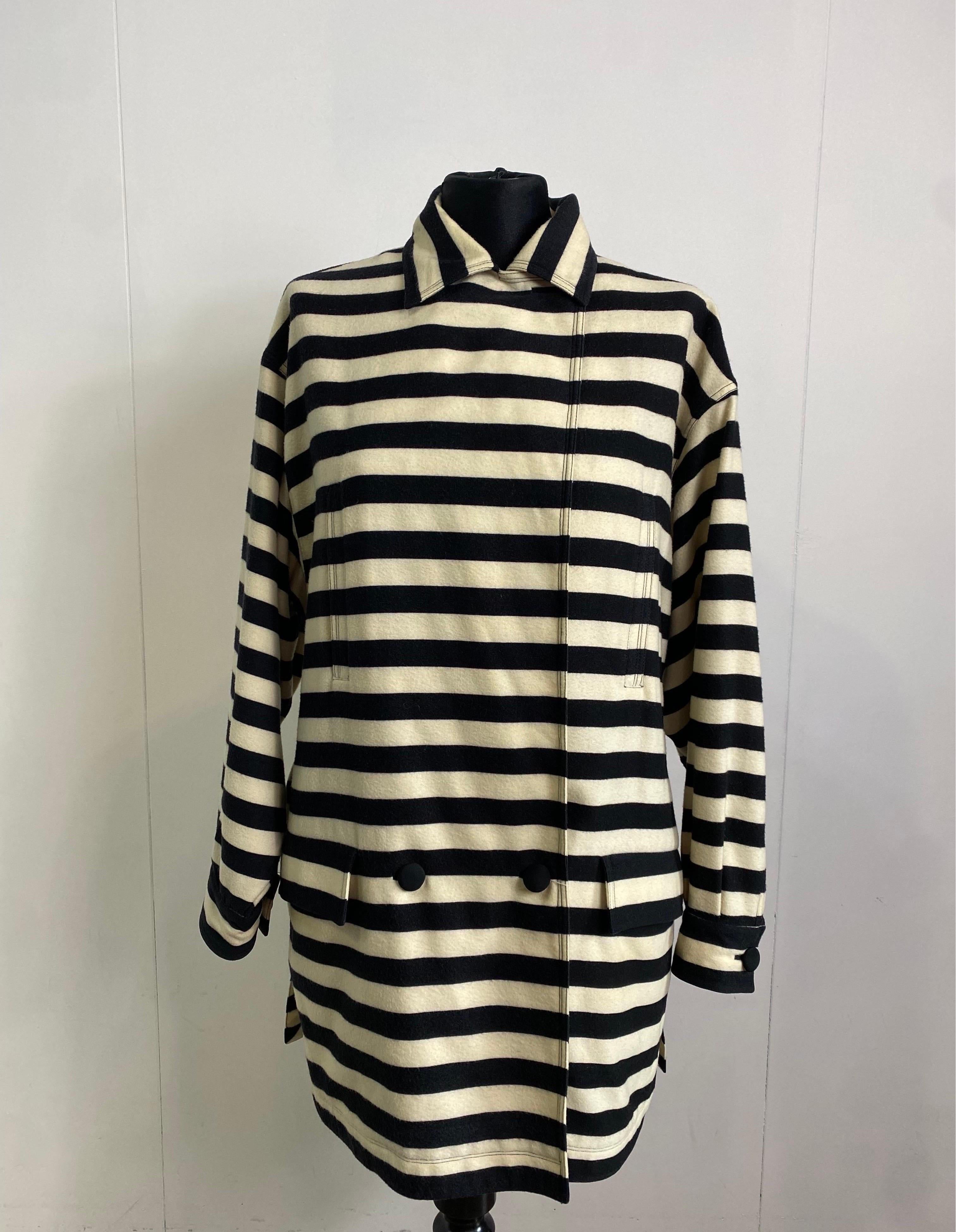 Gianni Versace 90s vintage striped Jacket For Sale 2