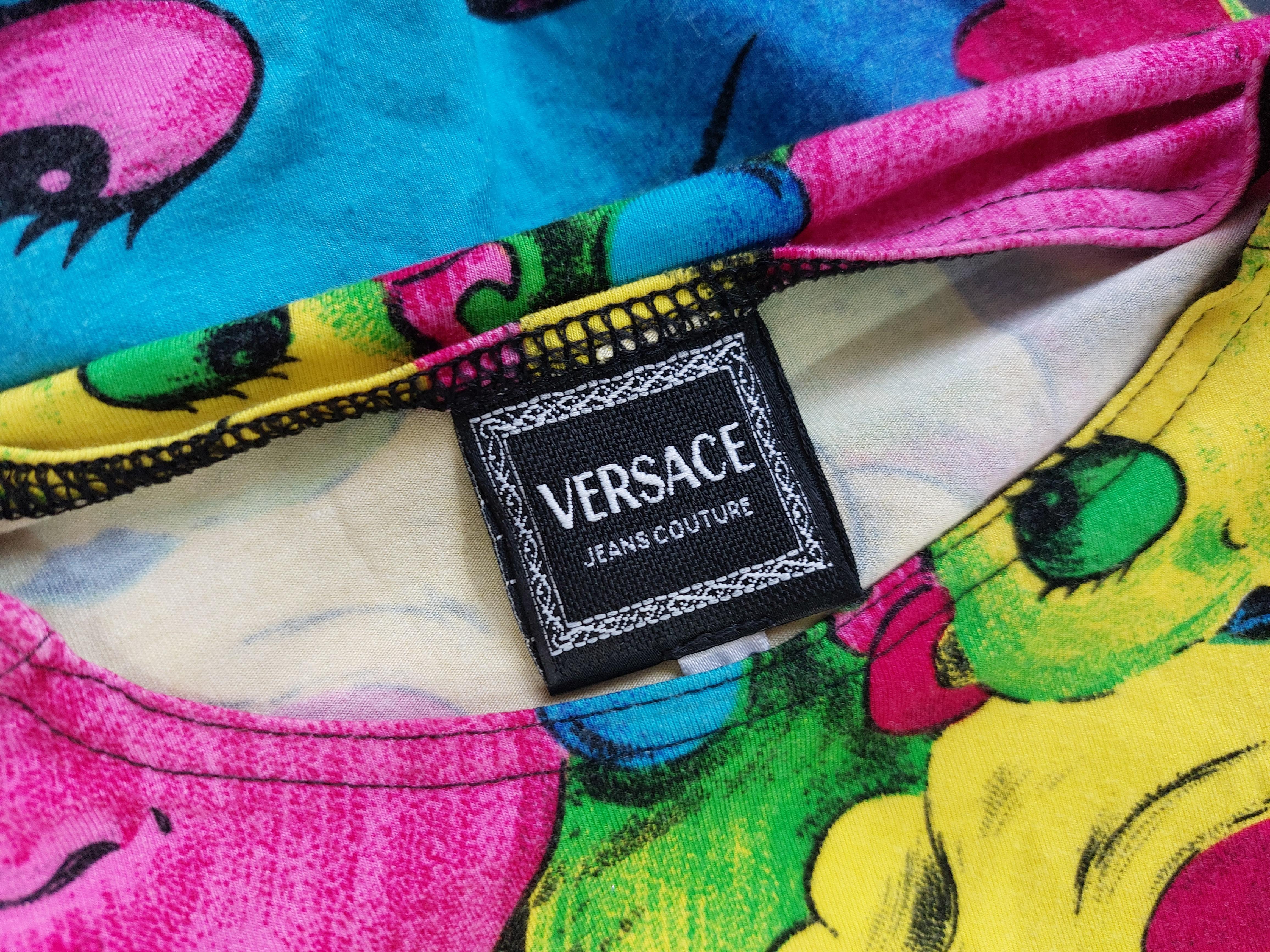 GIANNI VERSACE Andy Warhol Pop Art Marilyn Monroe Betty Boop SS91 Bodysuit

Rare Gianni Versace Jeans Pop Art Marilyn Monroe and Betty Boop print cotton bosysuit from Spring 1991 Collection in excellent condition. Collectors item!
Donatella Versace