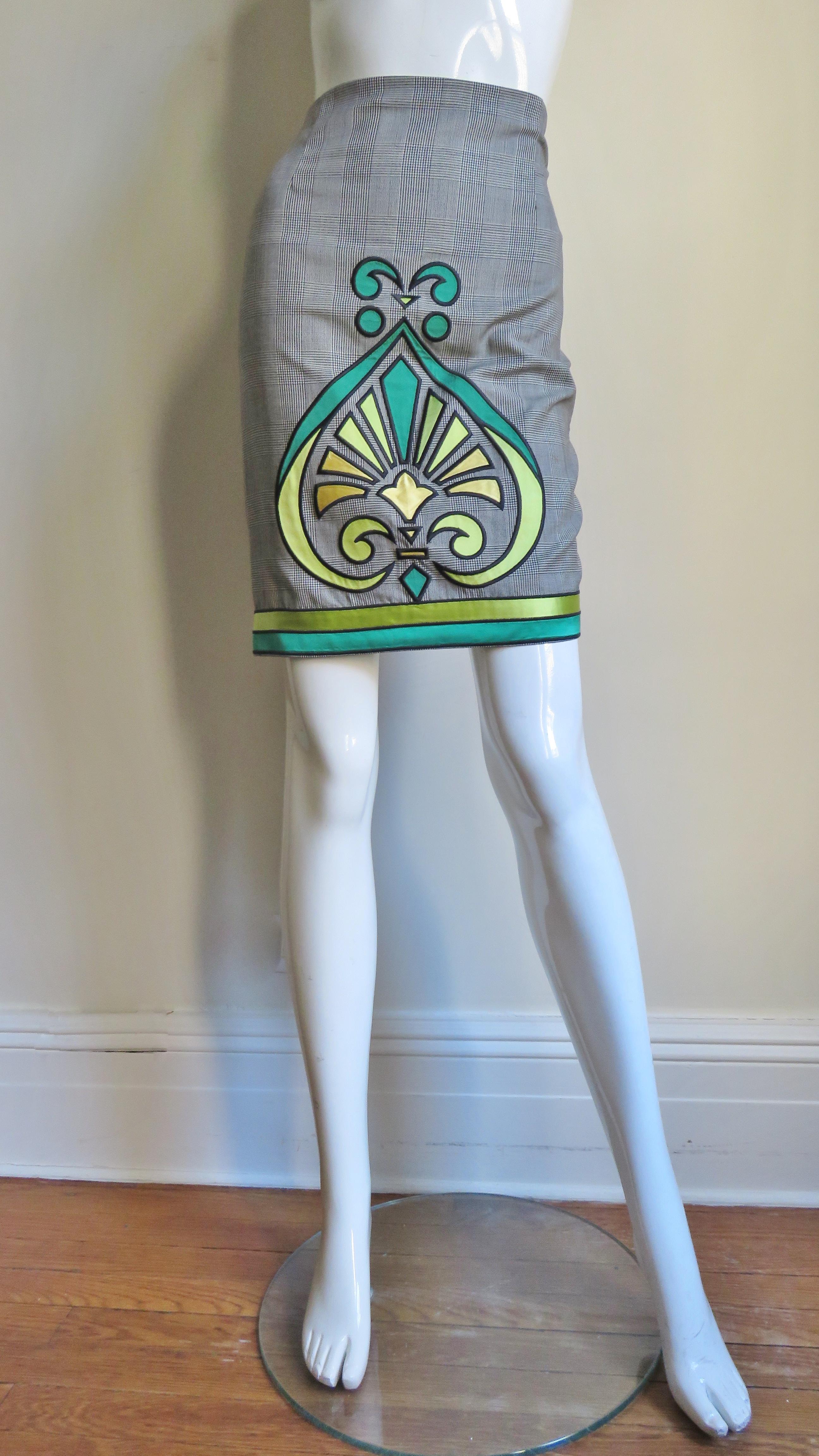 Gianni Versace Reversible Skirt with Elaborate Applique 1990s For Sale 2