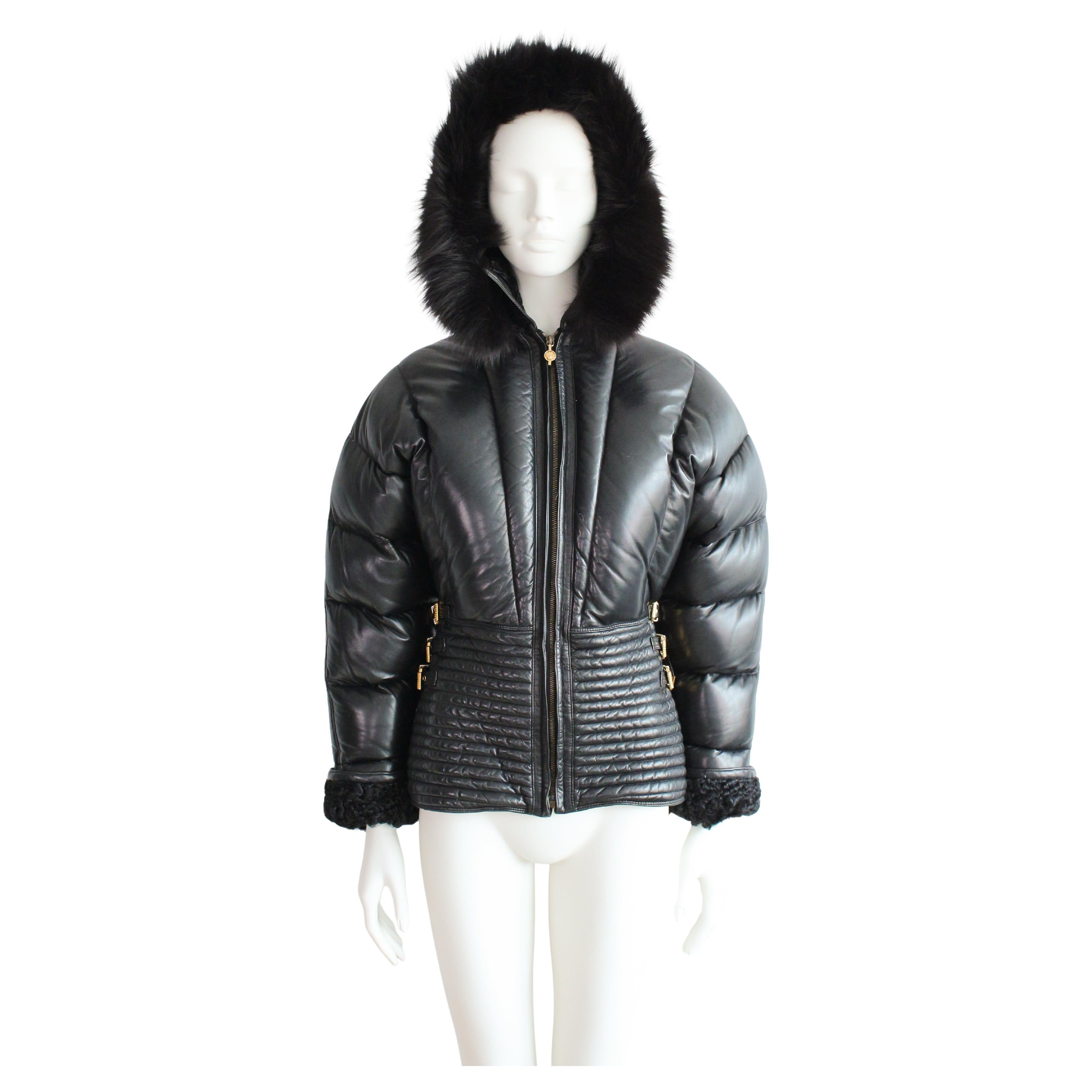 Gianni Versace Autunno/Inverno 1992 'Miss A&M'  Piumino in pelle trapuntata Runway