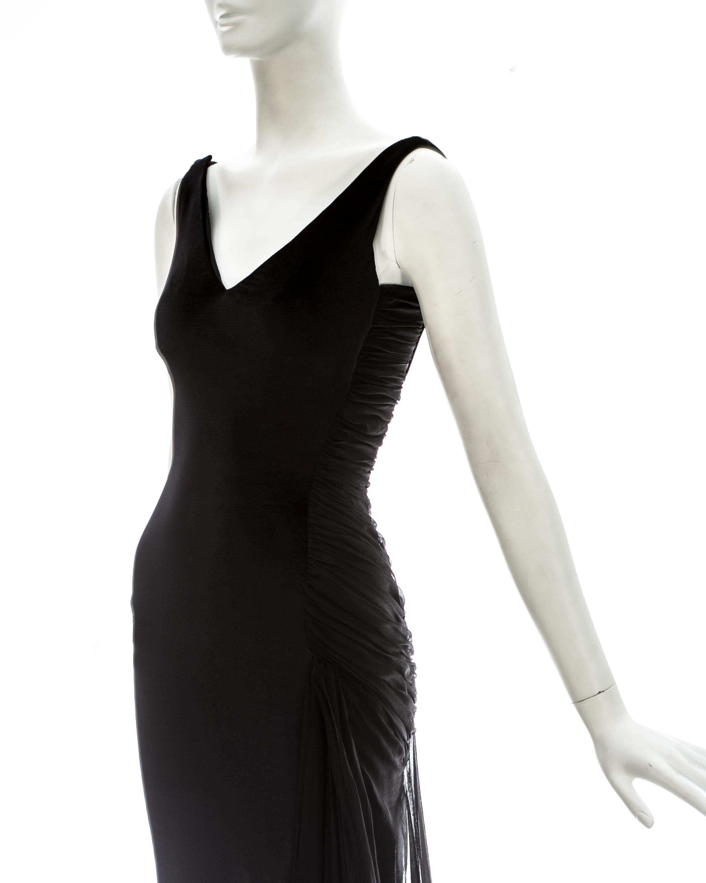 Gianni Versace back velvet evening dress with silk chiffon train, ca. 1995 In Good Condition In London, London