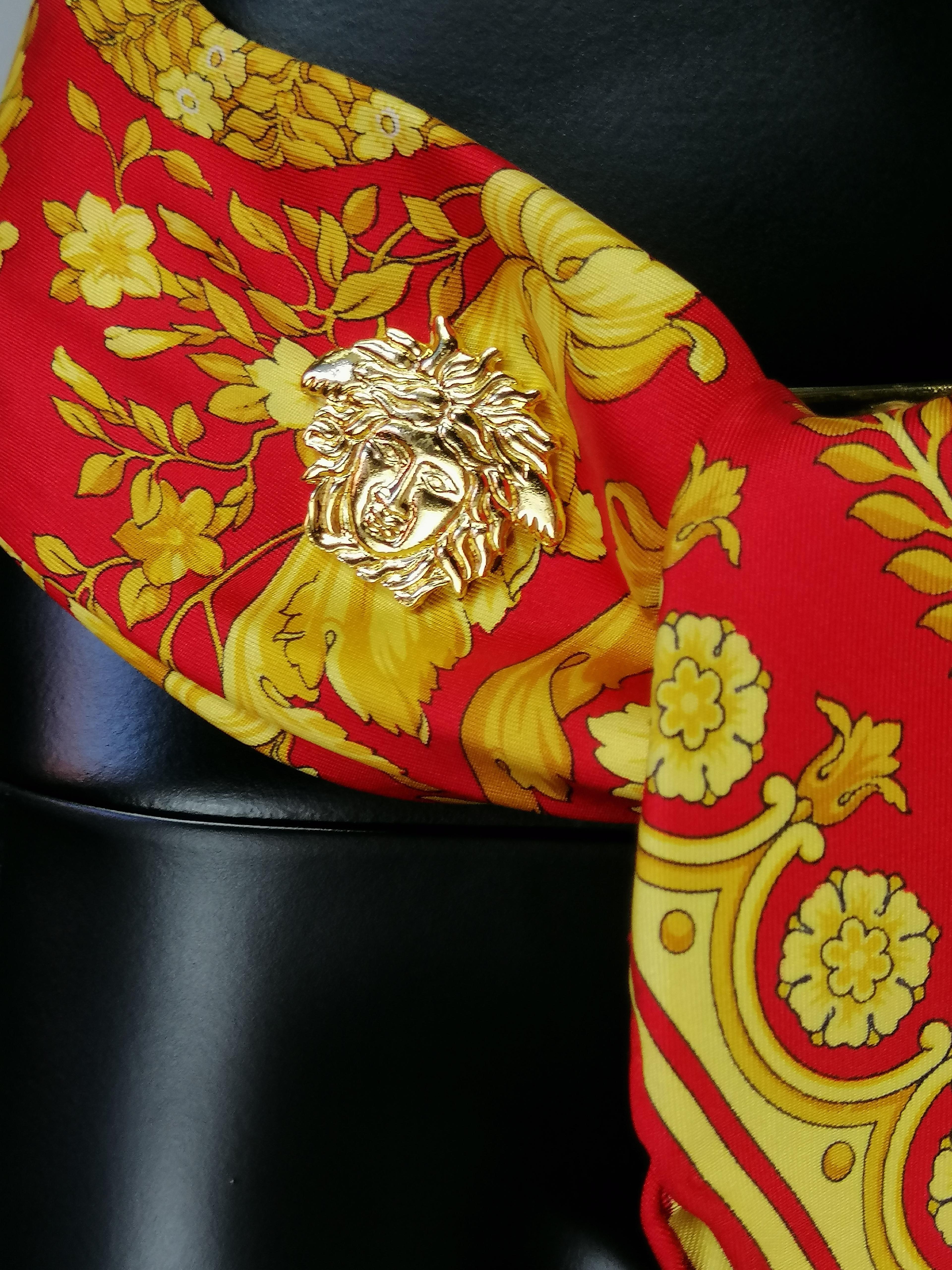 GIANNI VERSACE barocco silk scarf and belt For Sale 7
