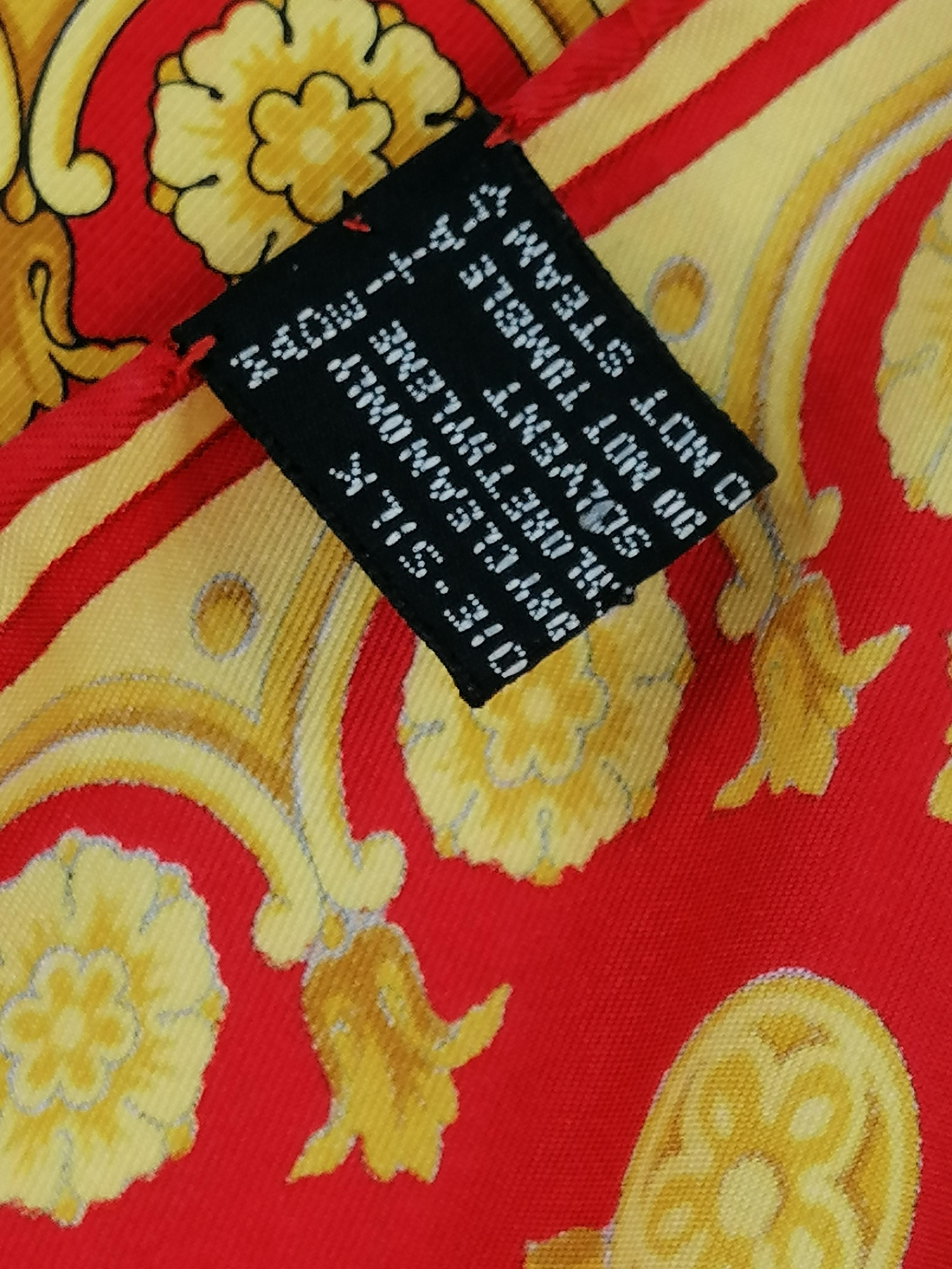 GIANNI VERSACE barocco silk scarf and belt For Sale 3