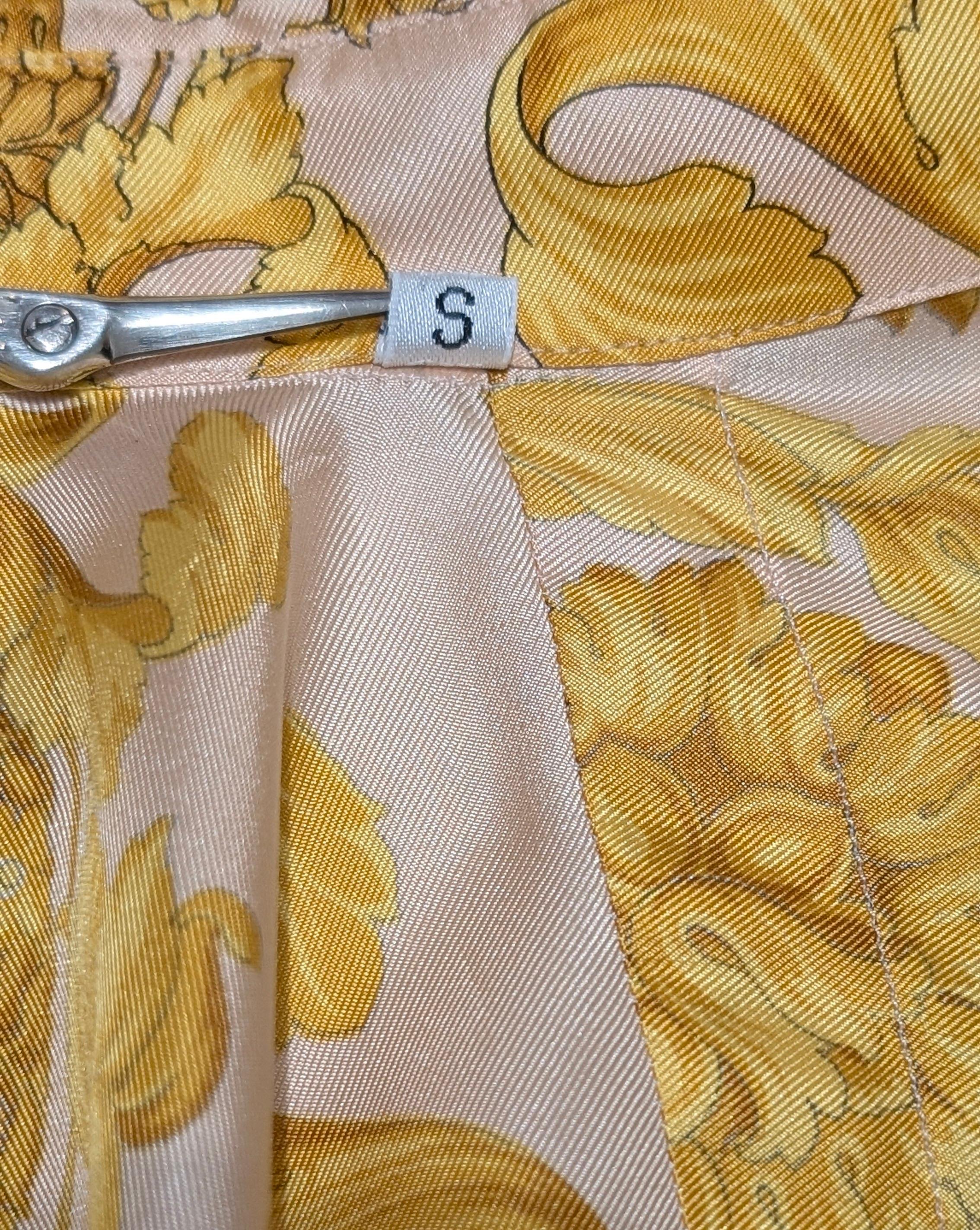 GIANNI VERSACE Barocco Seidenhemd  F/W 1991 im Angebot 8