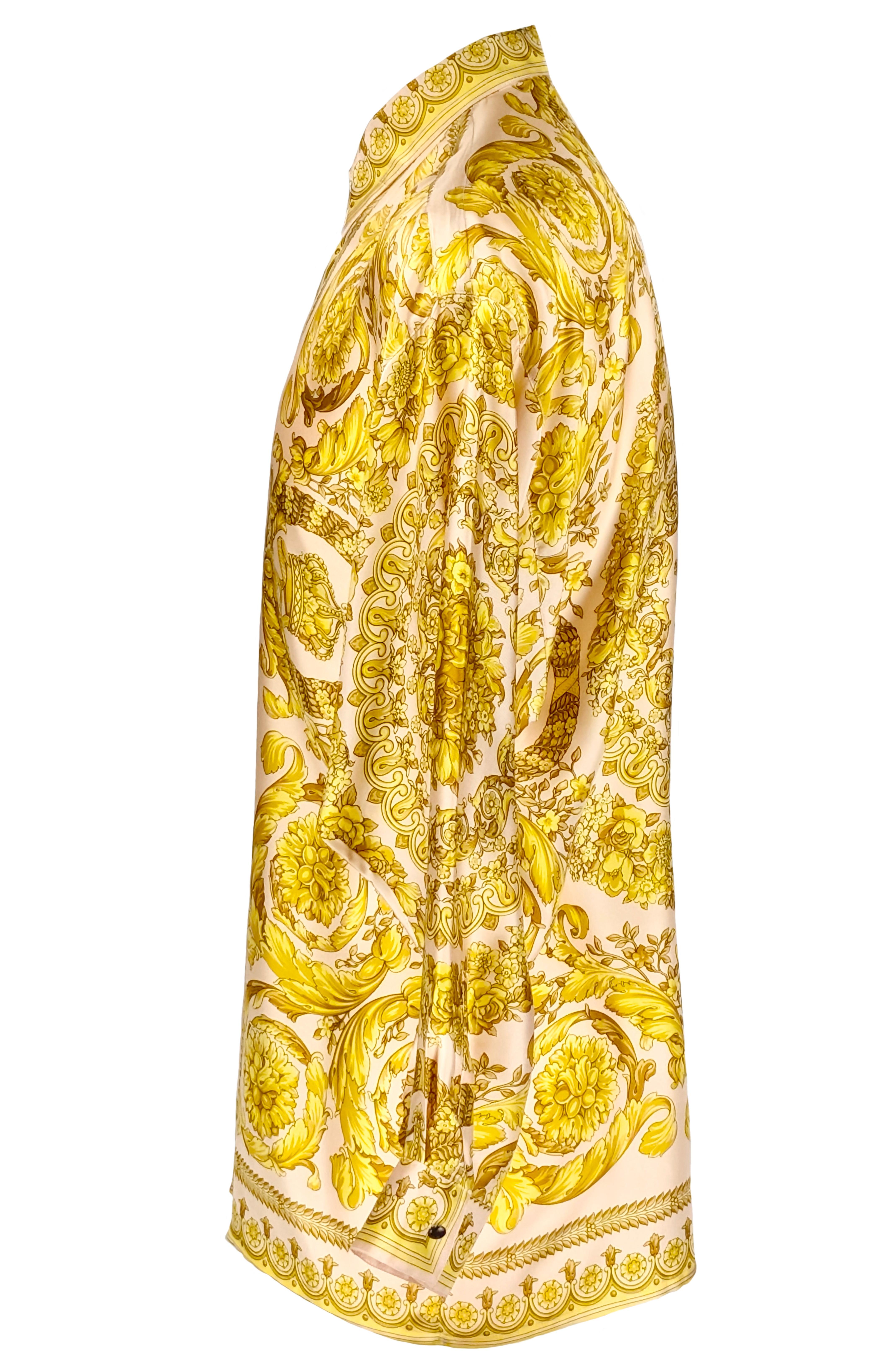 GIANNI VERSACE Barocco Seidenhemd  F/W 1991 im Zustand „Hervorragend“ im Angebot in Rubiera, RE