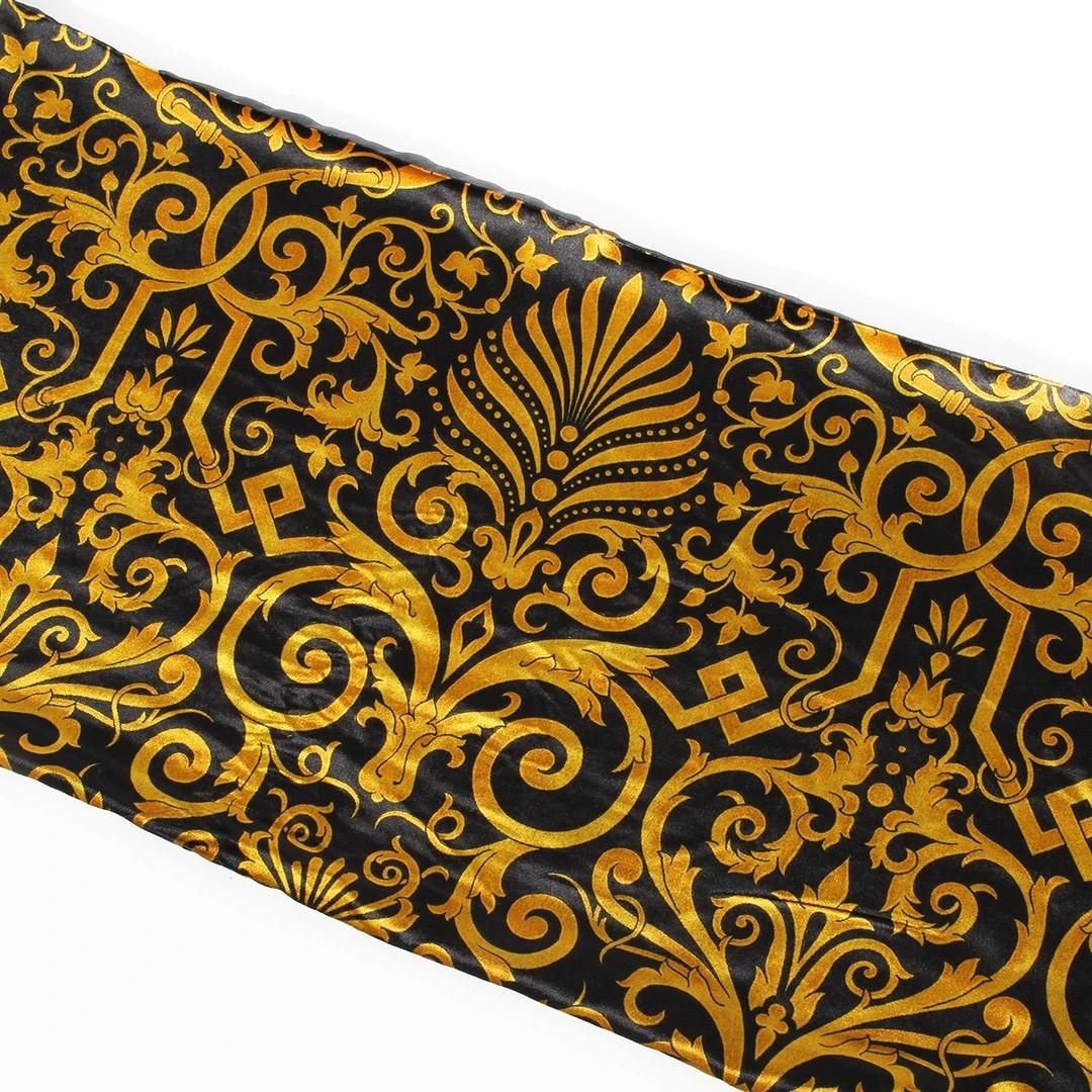 Gianni Versace Baroque Scarf In Good Condition In Los Angeles, CA