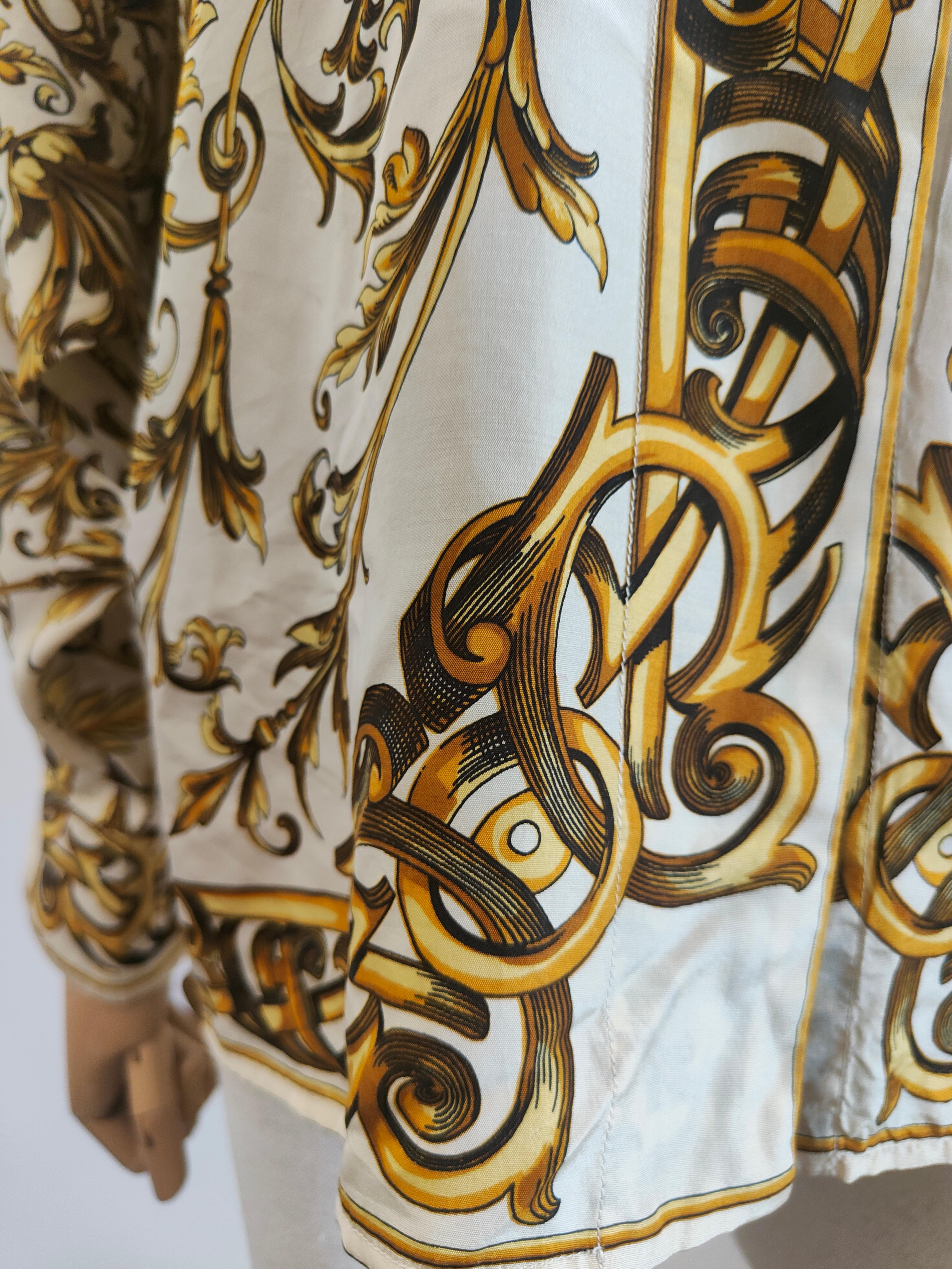 Gianni Versace baroque silk shirt For Sale 8