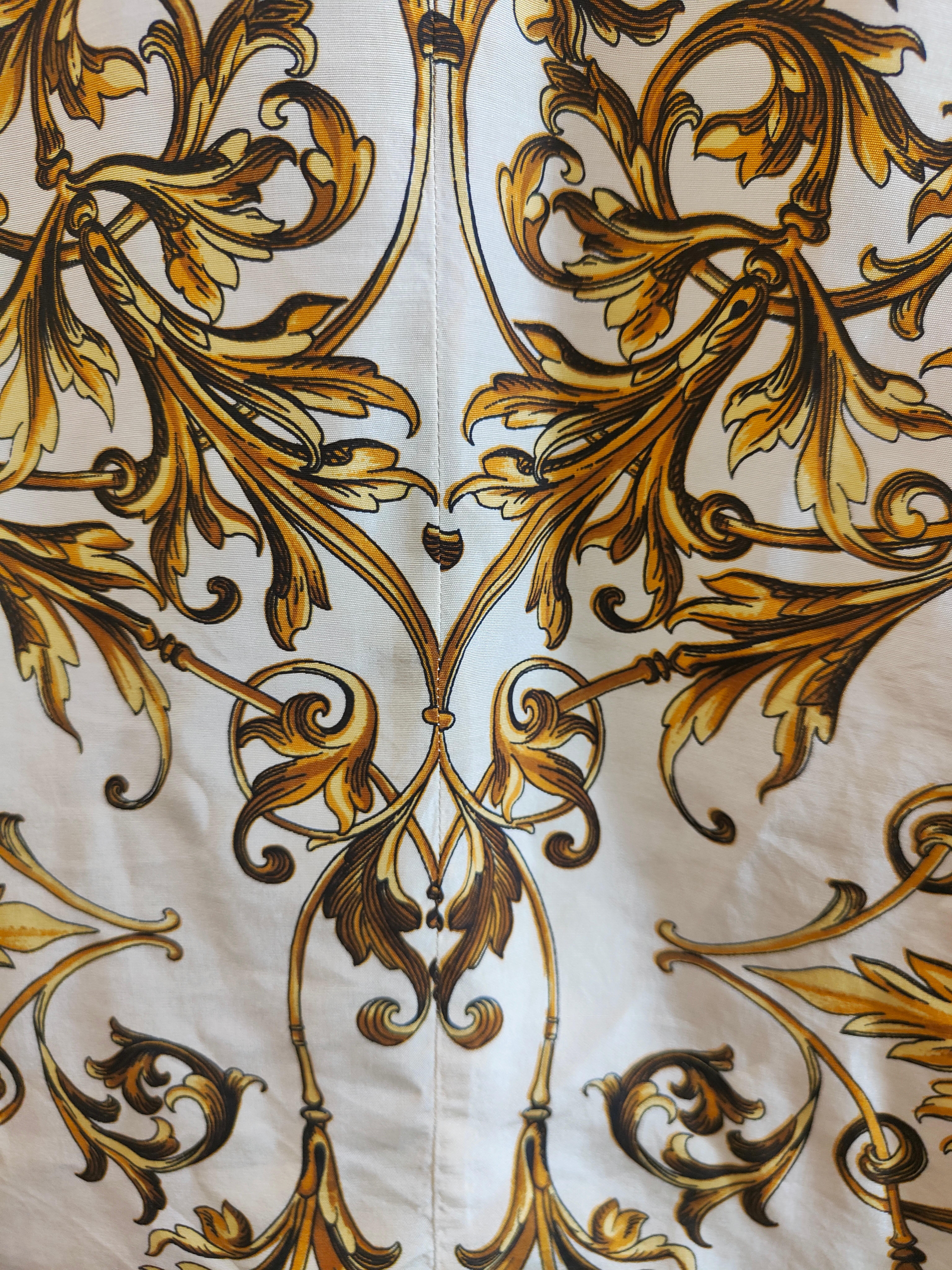 Gianni Versace baroque silk shirt In Excellent Condition For Sale In Capri, IT