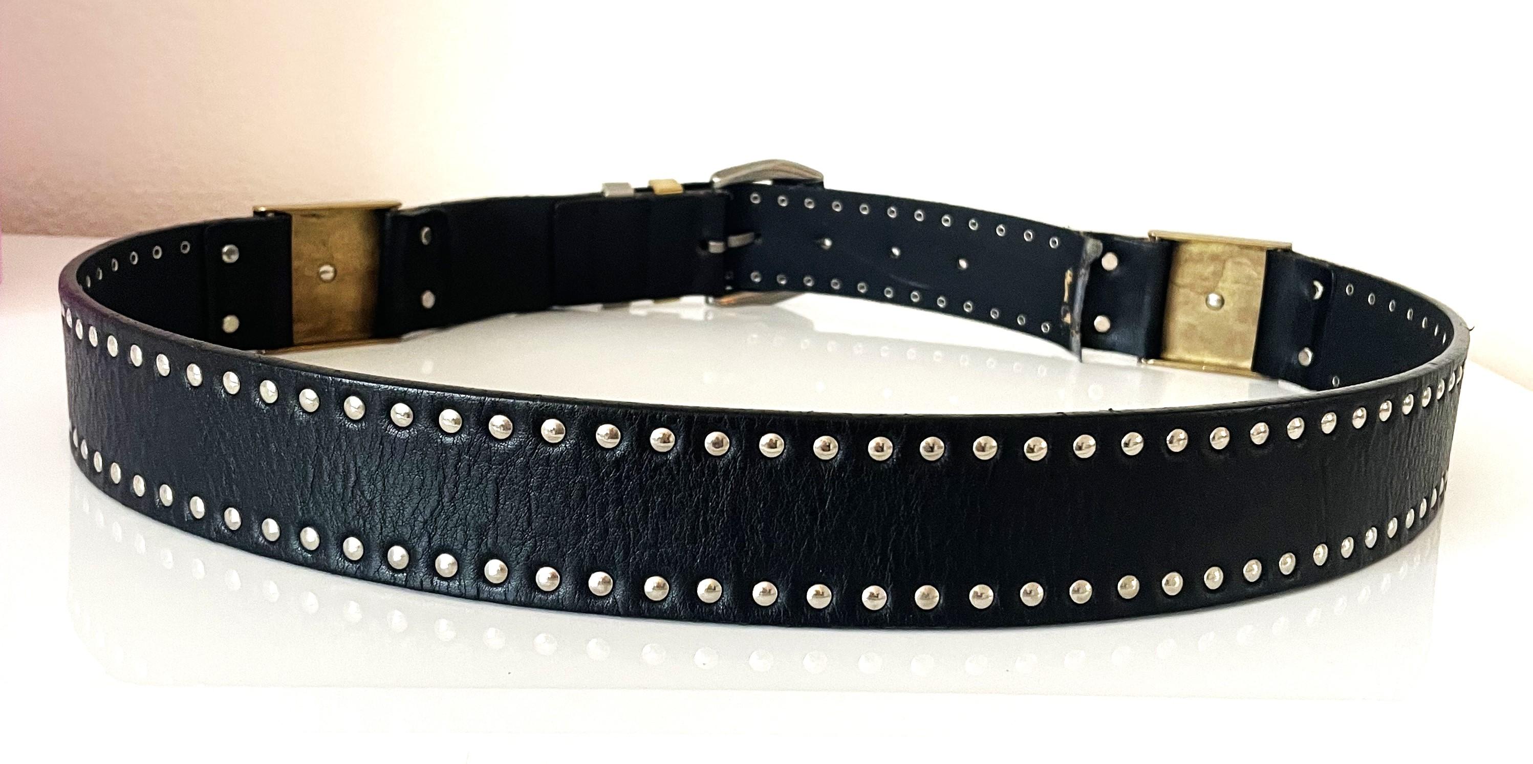 Gianni Versace Belt black studded Medusa head 95/38 from S/S 1992 In Good Condition For Sale In 'S-HERTOGENBOSCH, NL