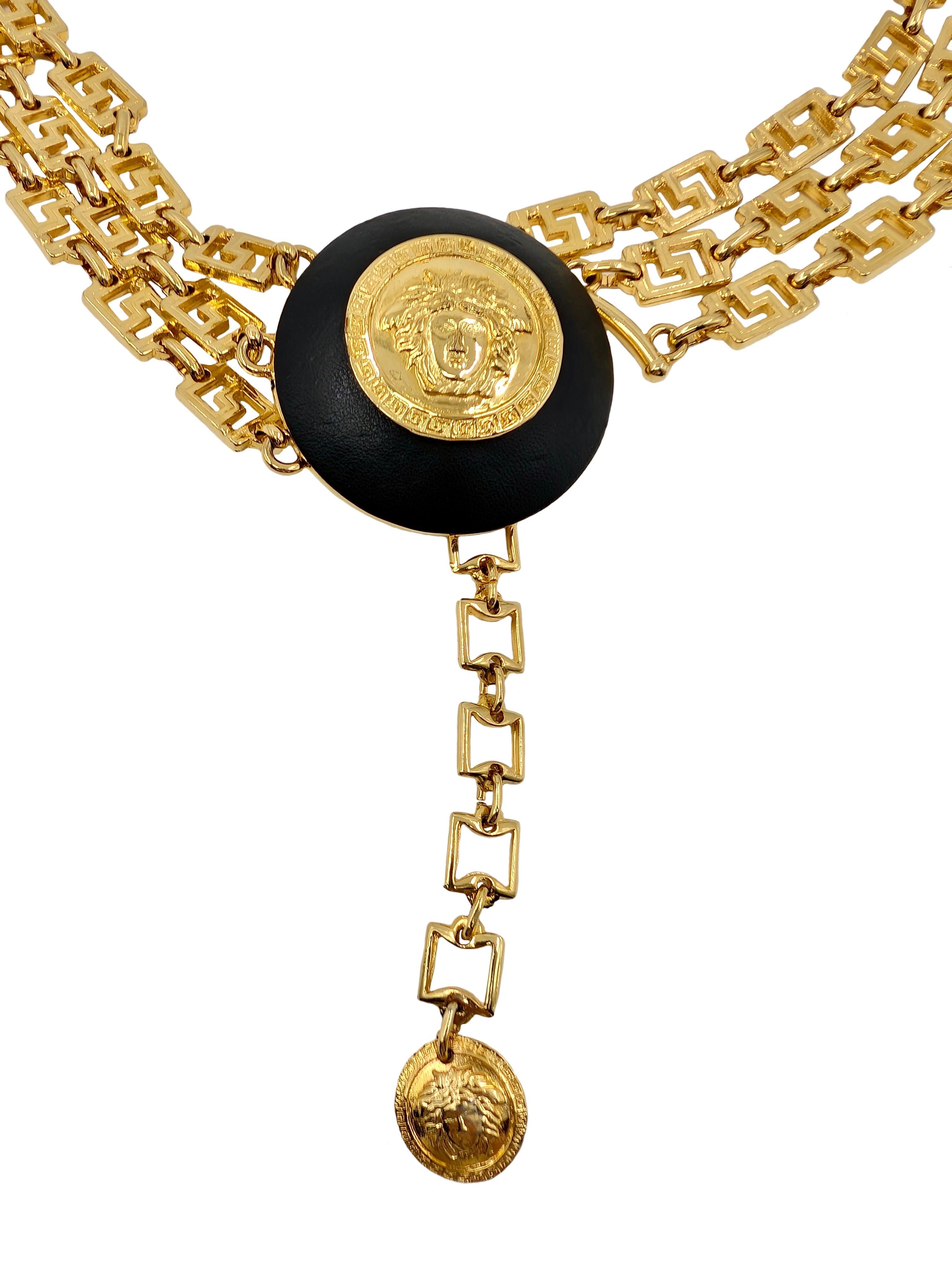 GIANNI VERSACE Belt with triple golden greek chain and Medusa medallion For Sale 2