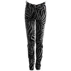Gianni Versace Hose aus schwarzem und grauem Samt mit Zebramuster, ss 1992