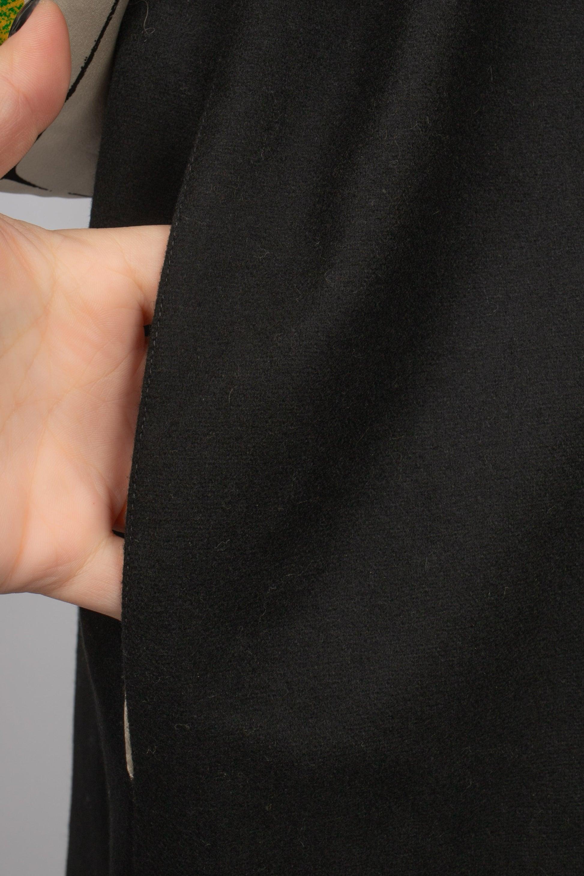 Gianni Versace Robe aus schwarzer Wollmischung im Angebot 3