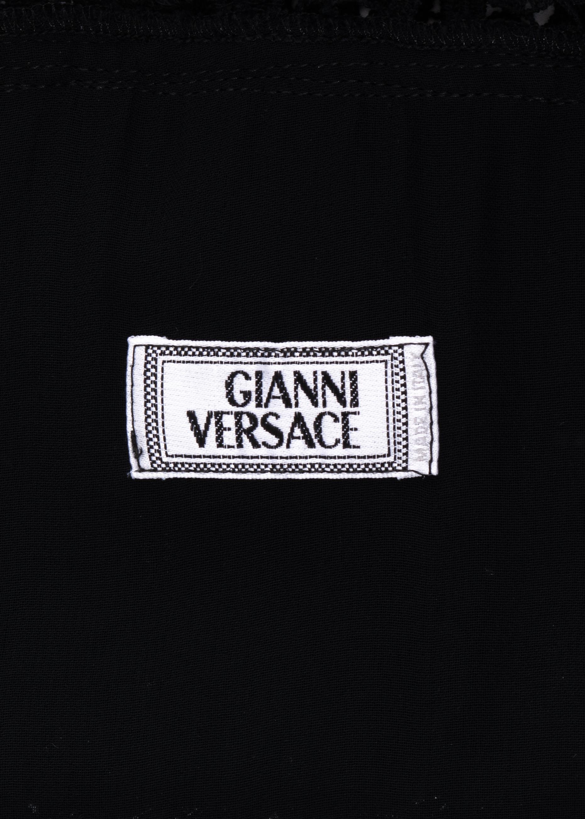 Costume pantalon en dentelle de coton noir de Gianni Versace, P/E 1994 en vente 2