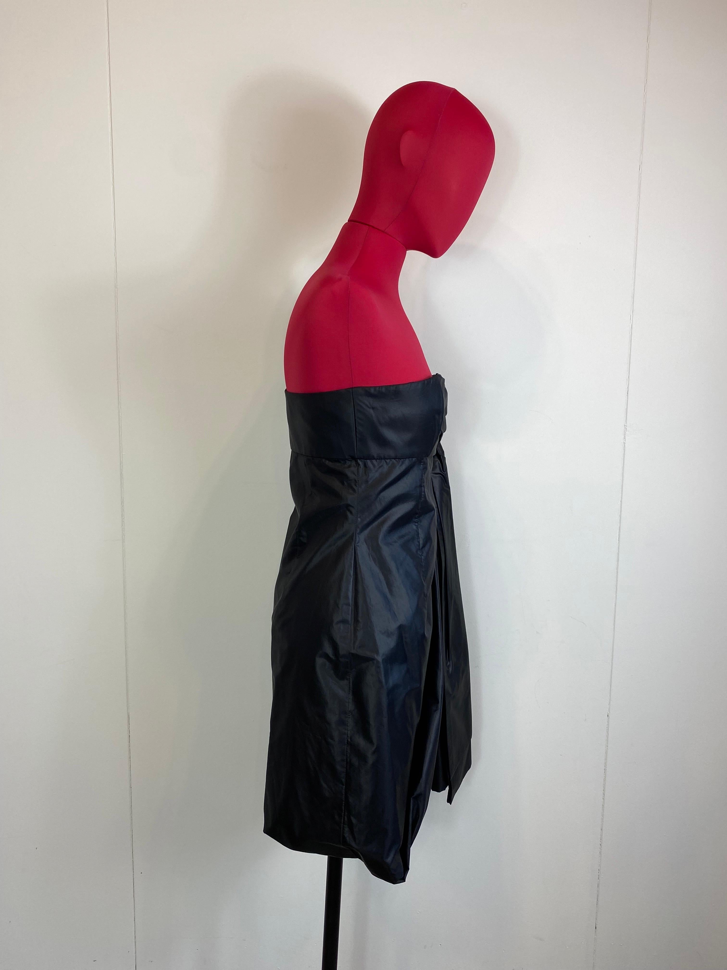 Gianni Versace Schwarzes Kleid im Zustand „Hervorragend“ im Angebot in Carnate, IT