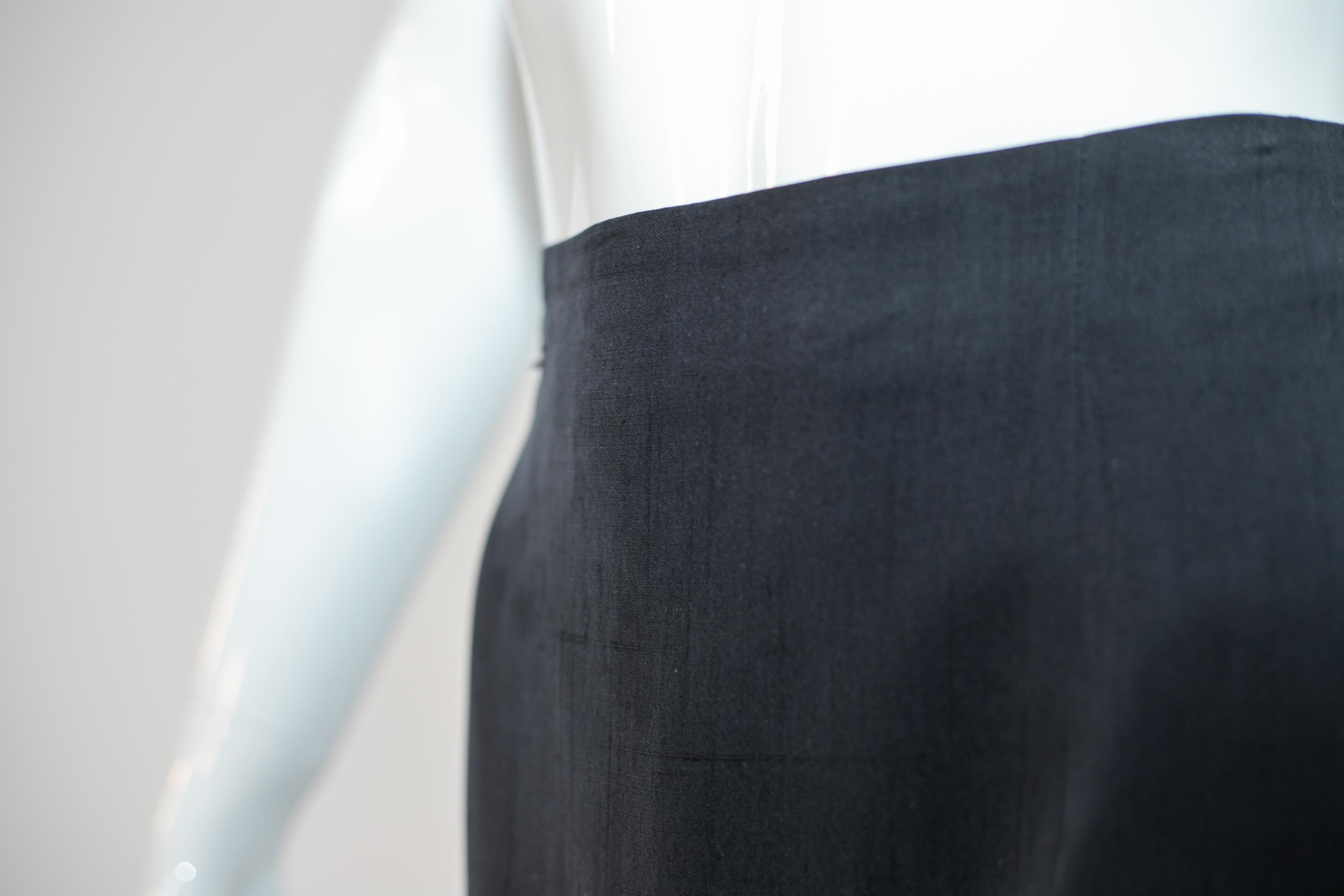 Gianni Versace Black Elegant Skirt Suit For Sale 7