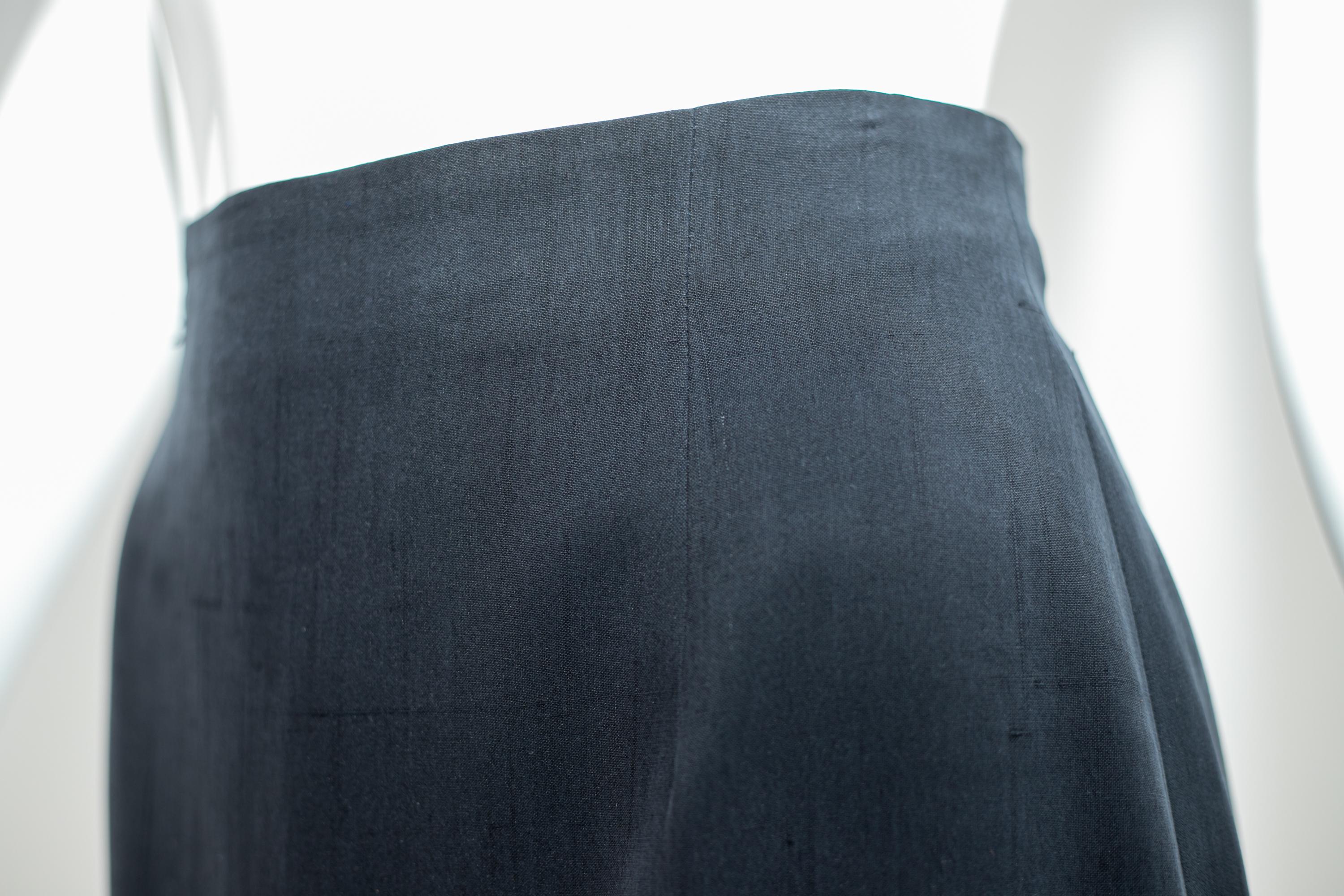 Gianni Versace Black Elegant Skirt Suit For Sale 9