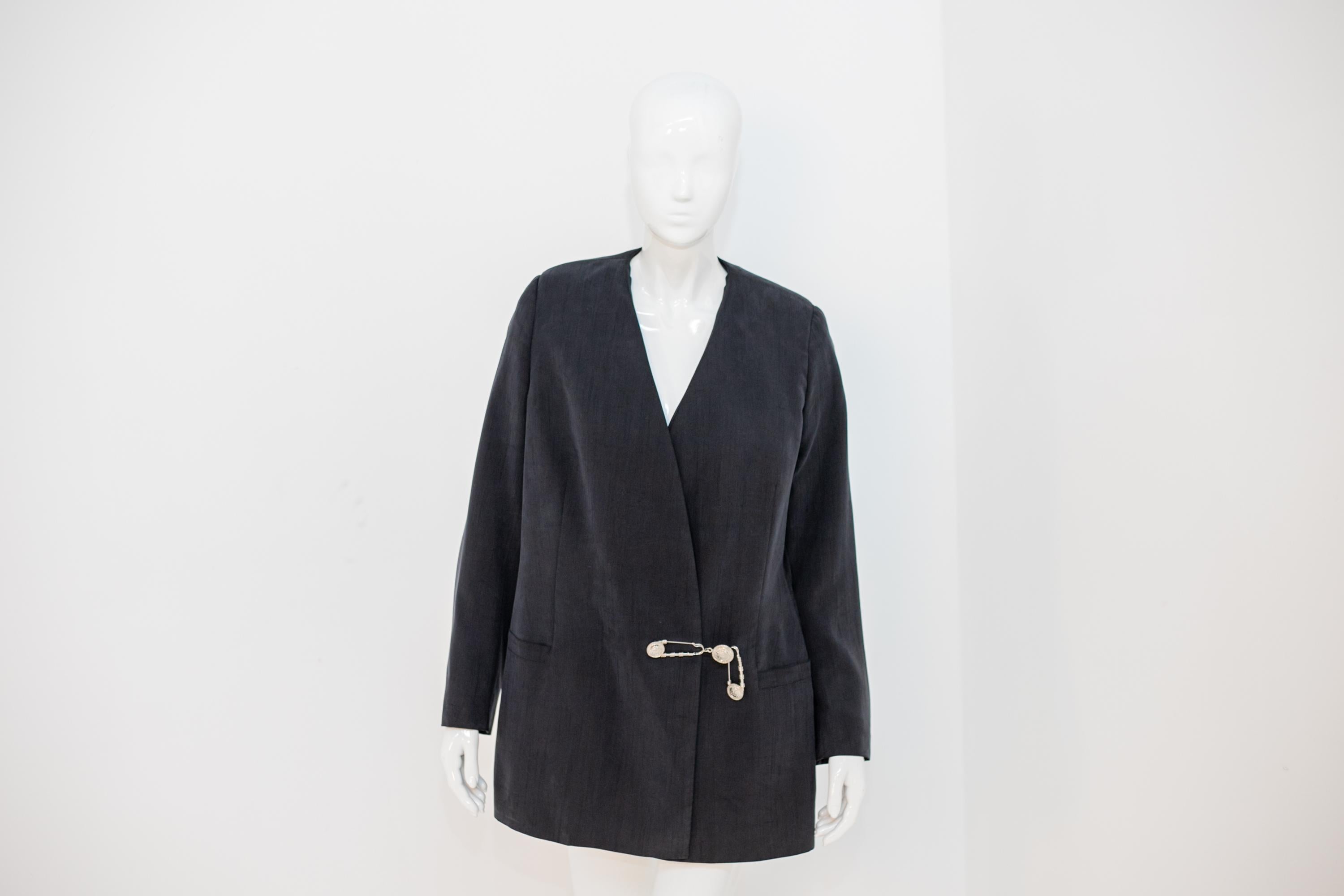 Gianni Versace Black Elegant Skirt Suit For Sale 1