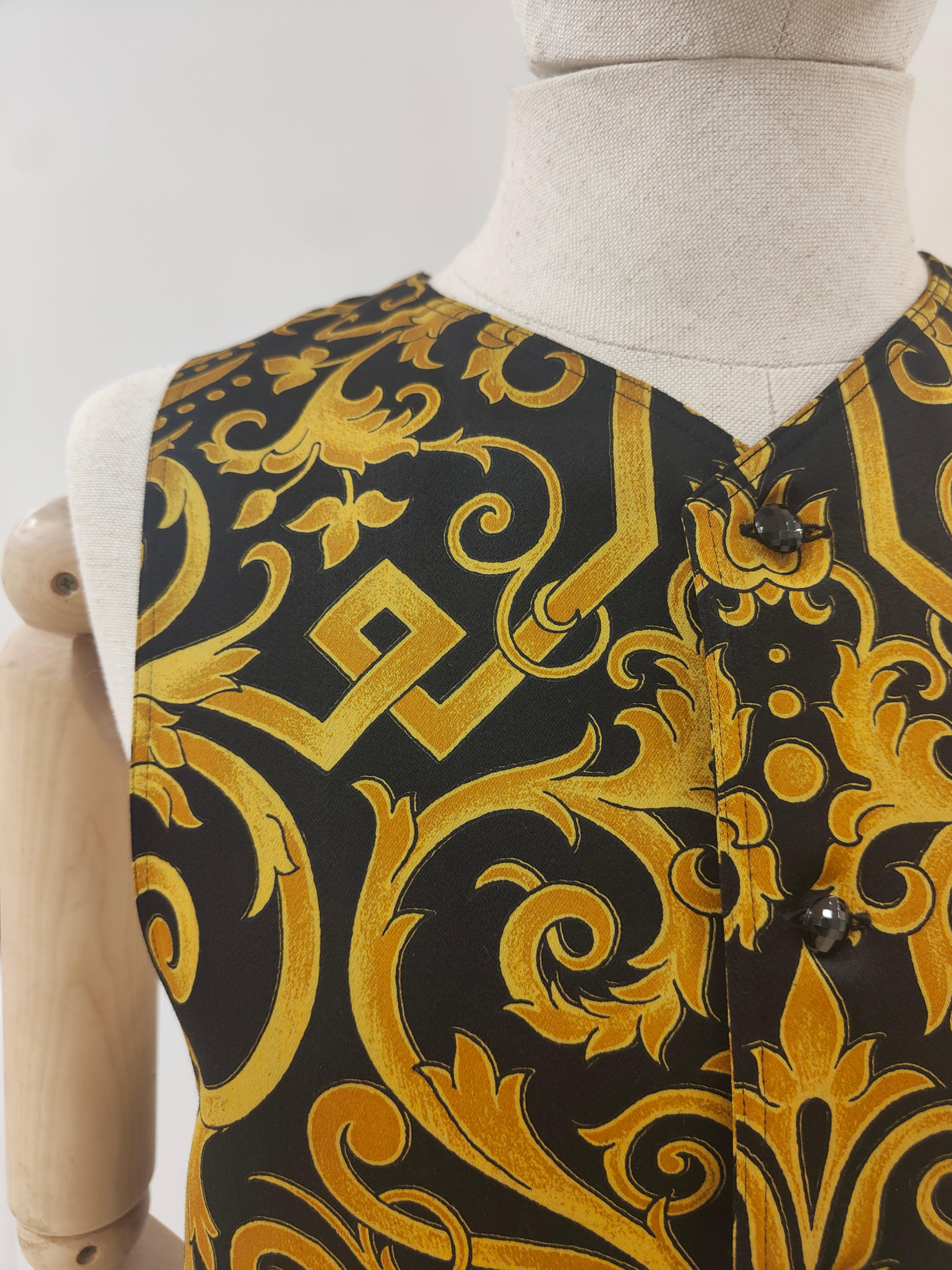 Women's or Men's Gianni Versace Black Gold vest For Sale