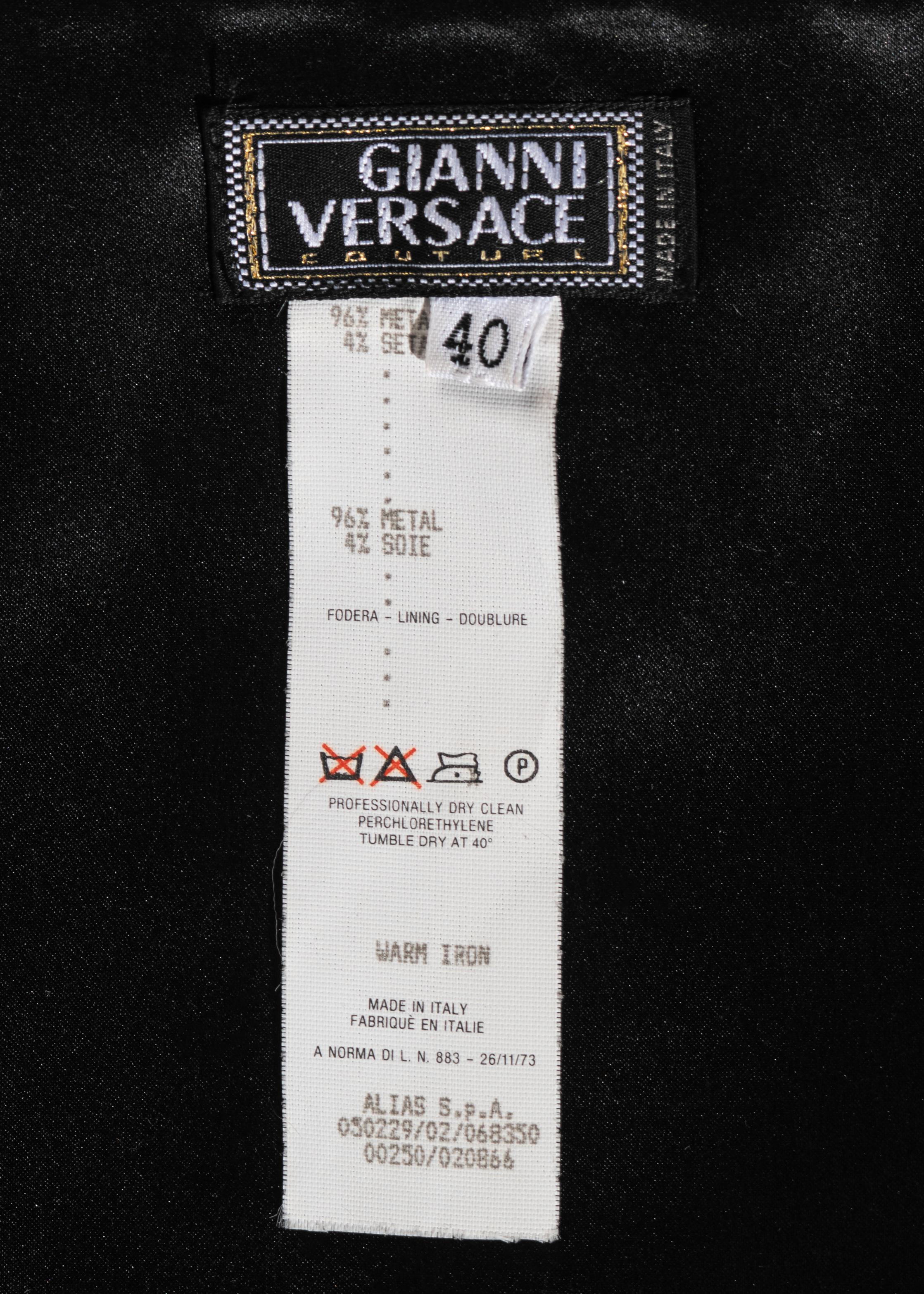 Corset sans bretelles Gianni Versace en dentelle noire et cotte de mailles métallique oroton, automne-hiver 1999 en vente 4