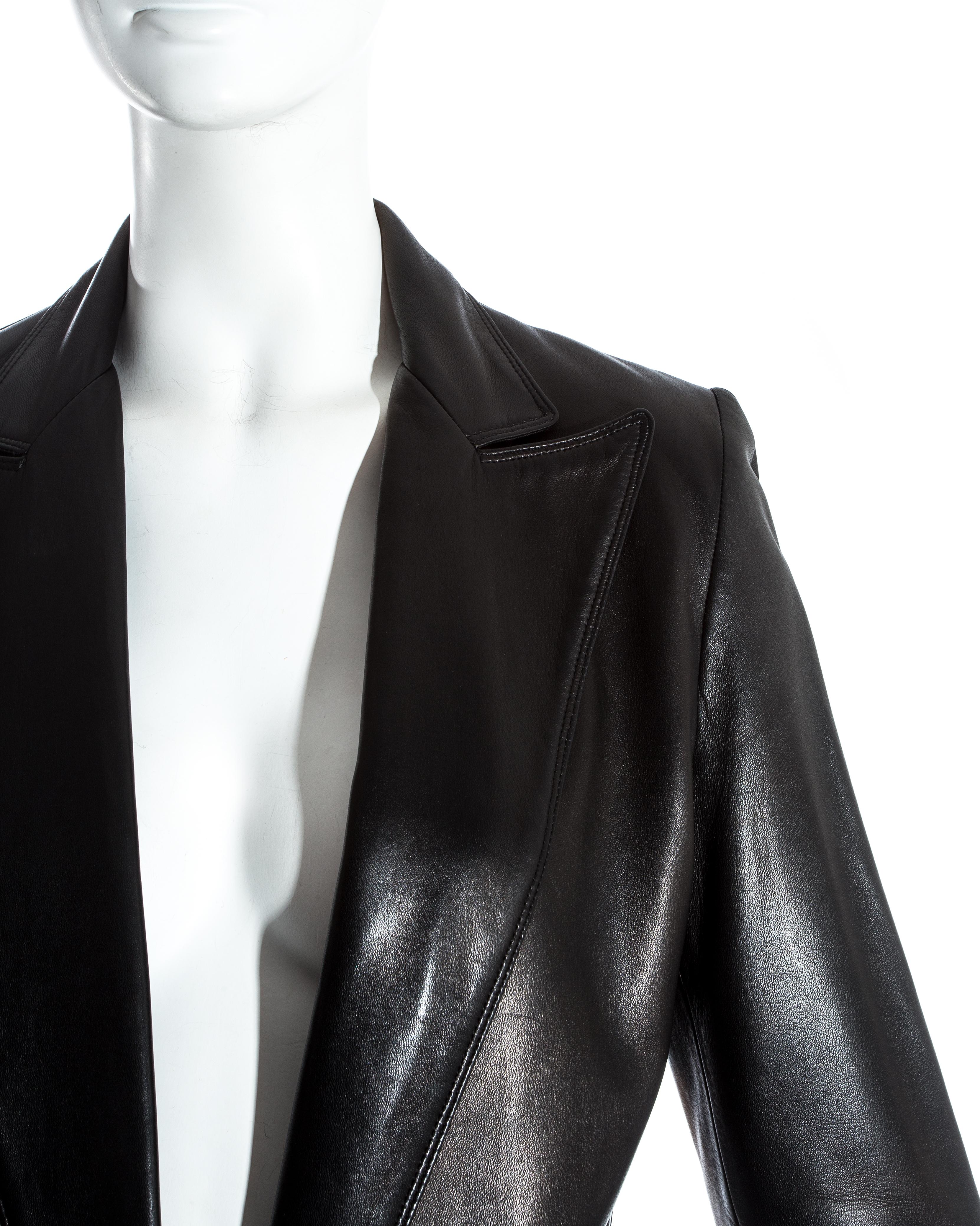 Gianni Versace black lambskin leather blazer jacket and skirt suit, fw 1997 In Good Condition For Sale In London, GB