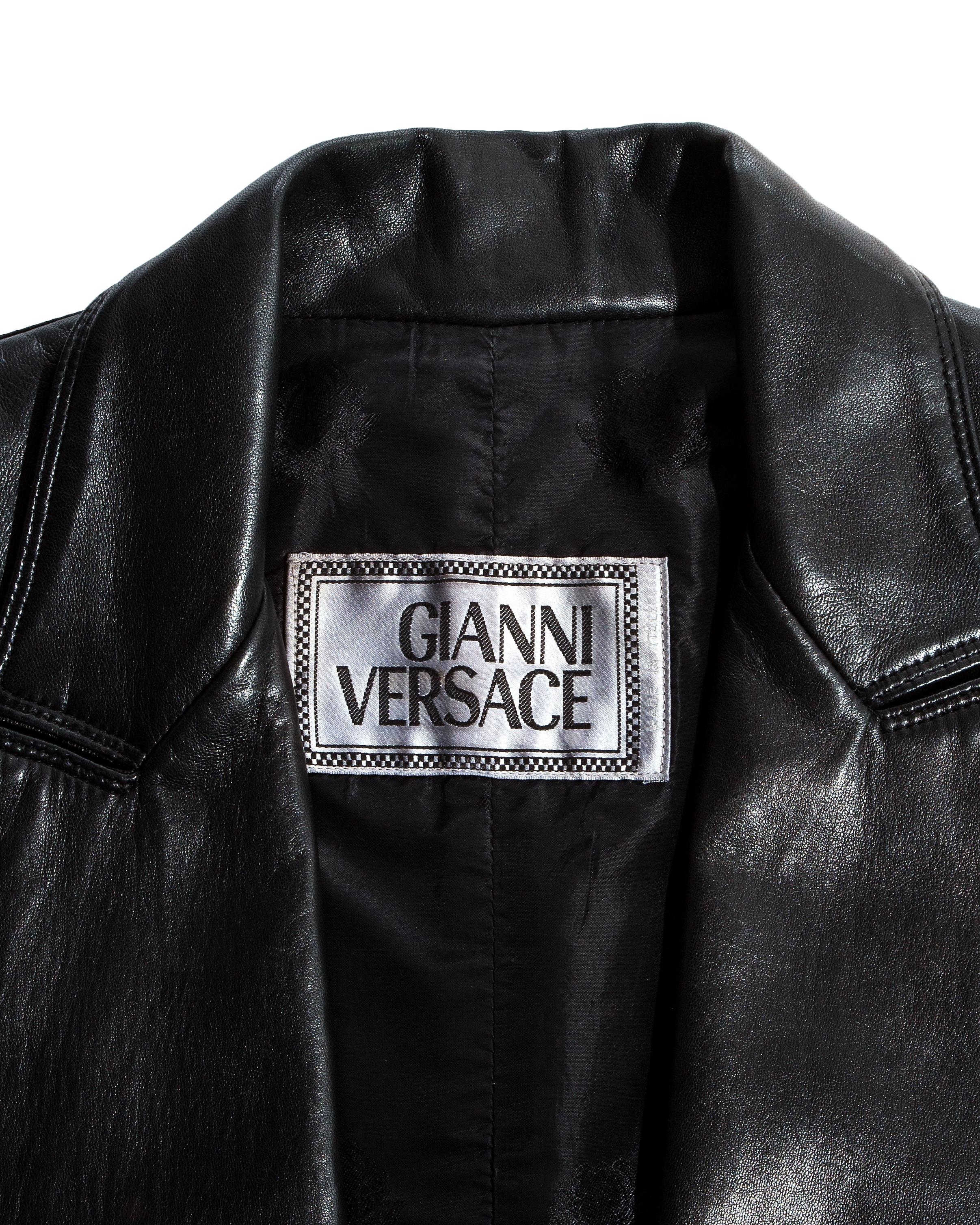 Gianni Versace black lambskin leather blazer jacket and skirt suit, fw 1997 For Sale 1