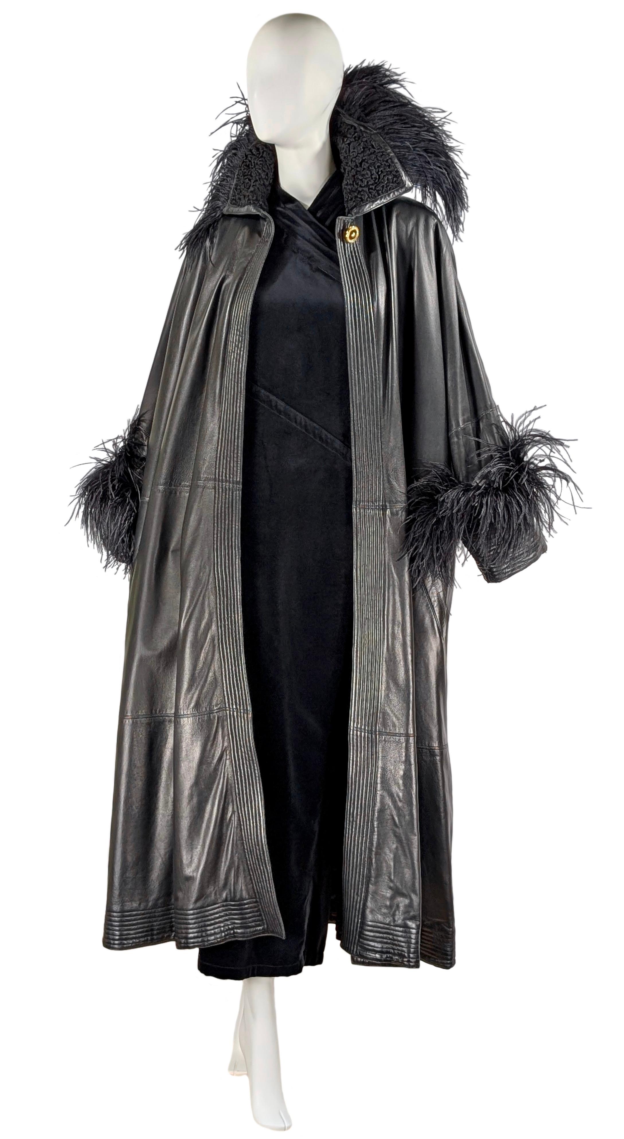 Women's GIANNI VERSACE black leather coat with ostrich feathers For Sale