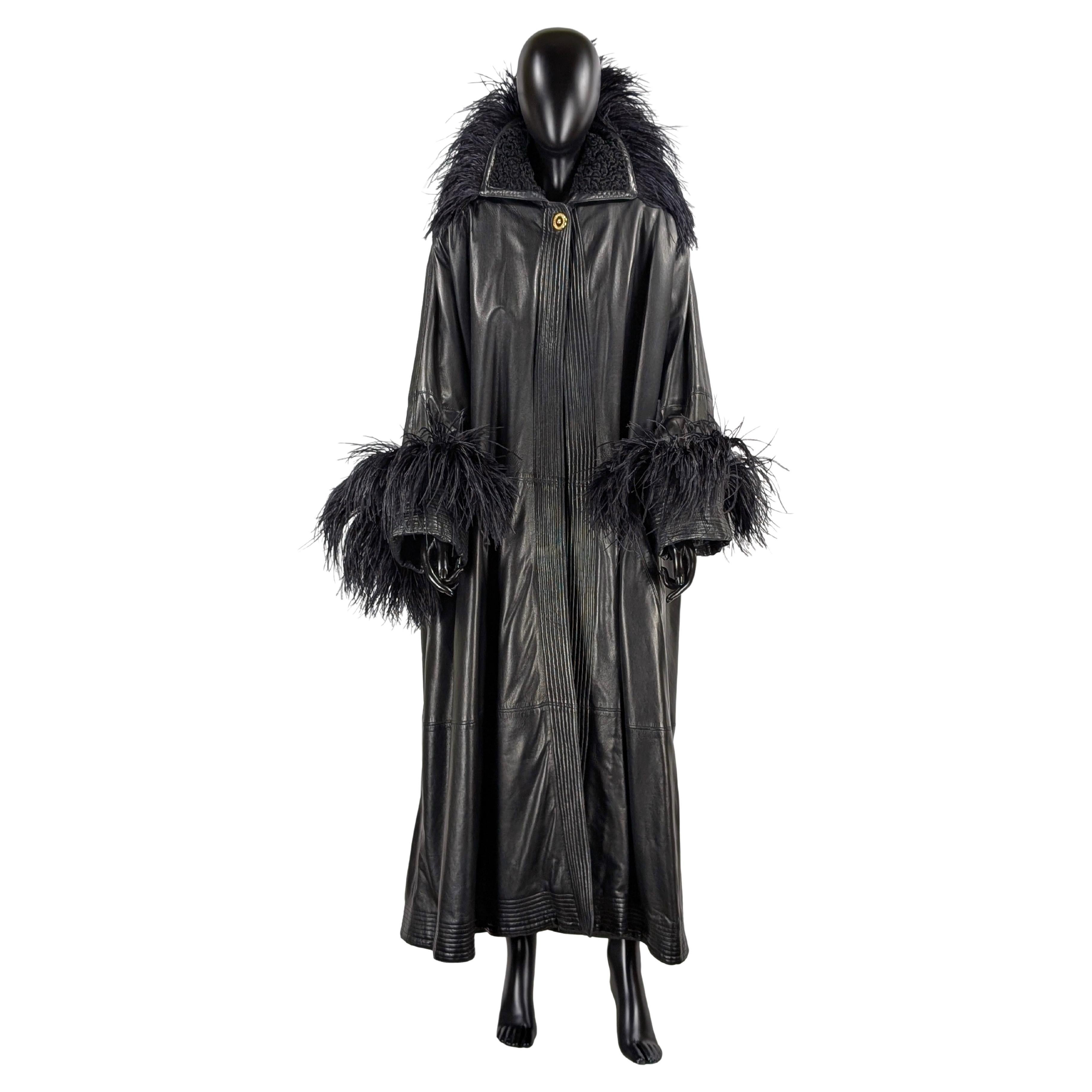 Vintage Gianni Versace Coats and Outerwear - 97 For Sale at Vintage Gianni Versace Coats and Outerwear - 97 For Sale at