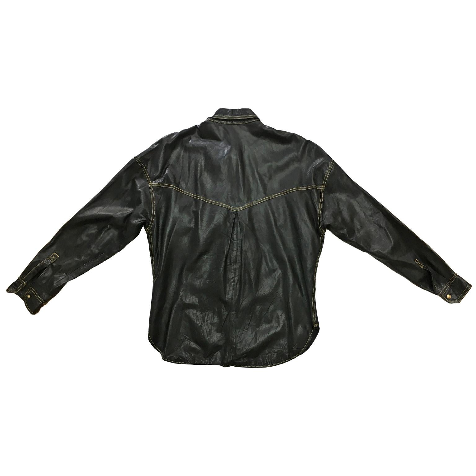 Gianni Versace Black Leather Signature Shirt SS 1993 In Good Condition For Sale In Berlin, DE