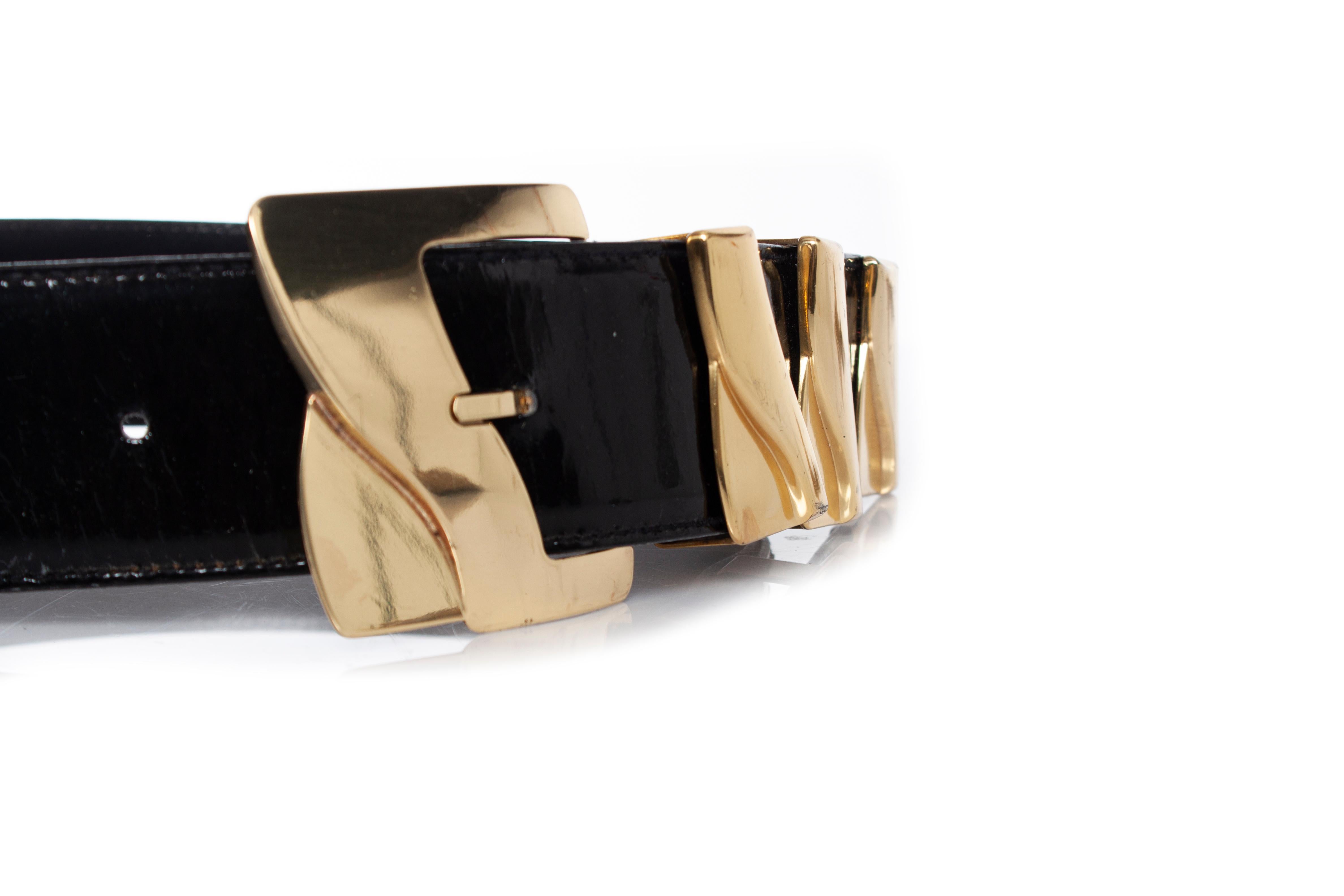 Gianni versace, black patent leather waist belt For Sale 1