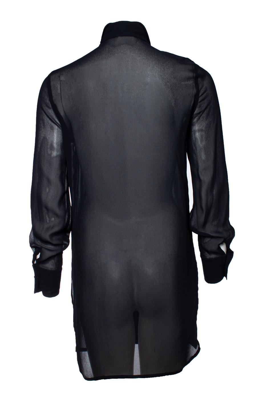 Gianni Versace, Black silk blouse with medusa buttons In Good Condition For Sale In AMSTERDAM, NL