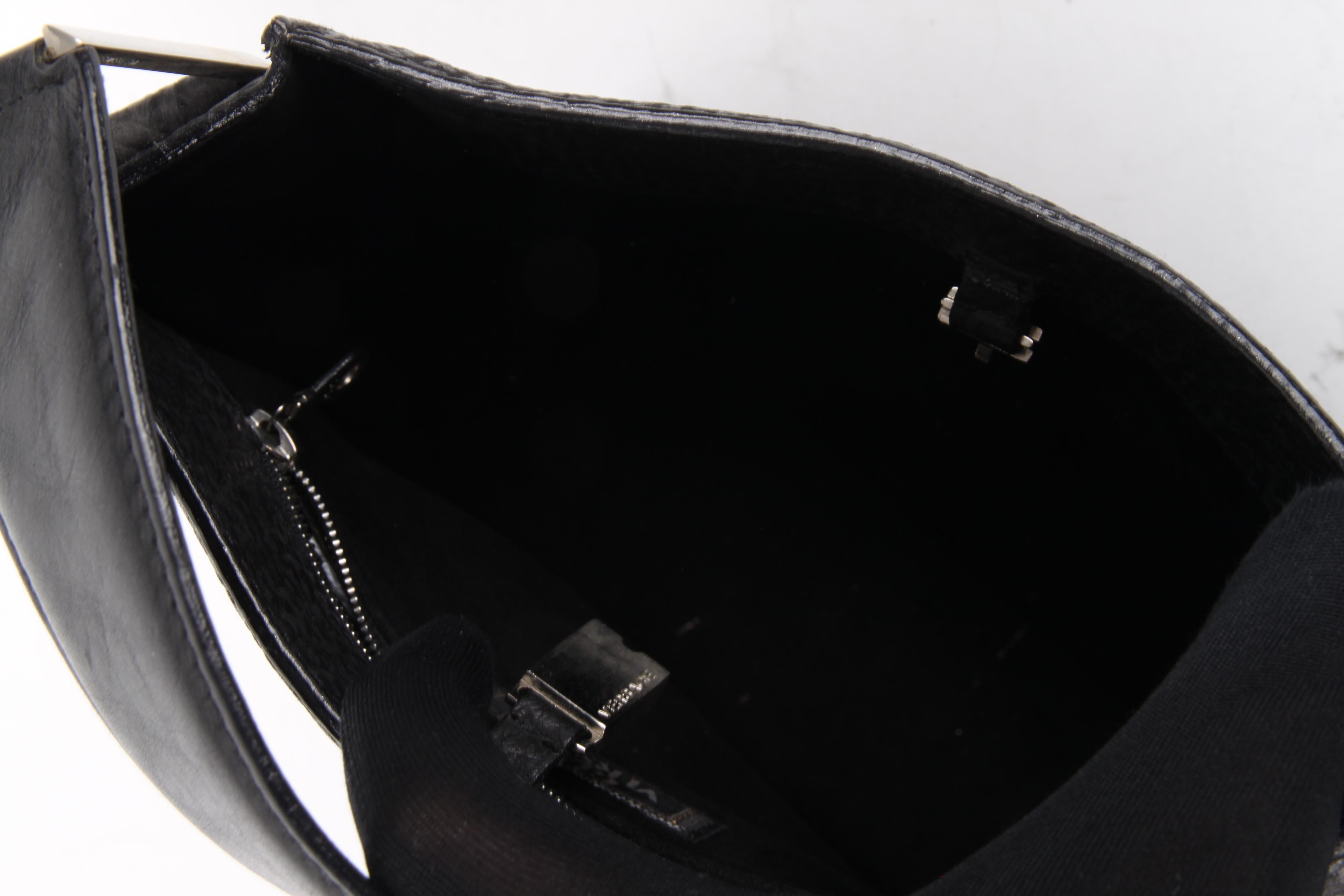 Gianni Versace Black Silver Leather Shoulder Bag For Sale 5