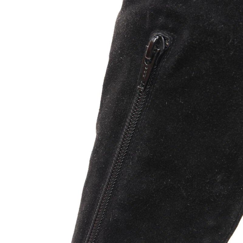 GIANNI VERSACE - Botte à genou en daim noir à bord festonné et talon doré EU37 en vente 6
