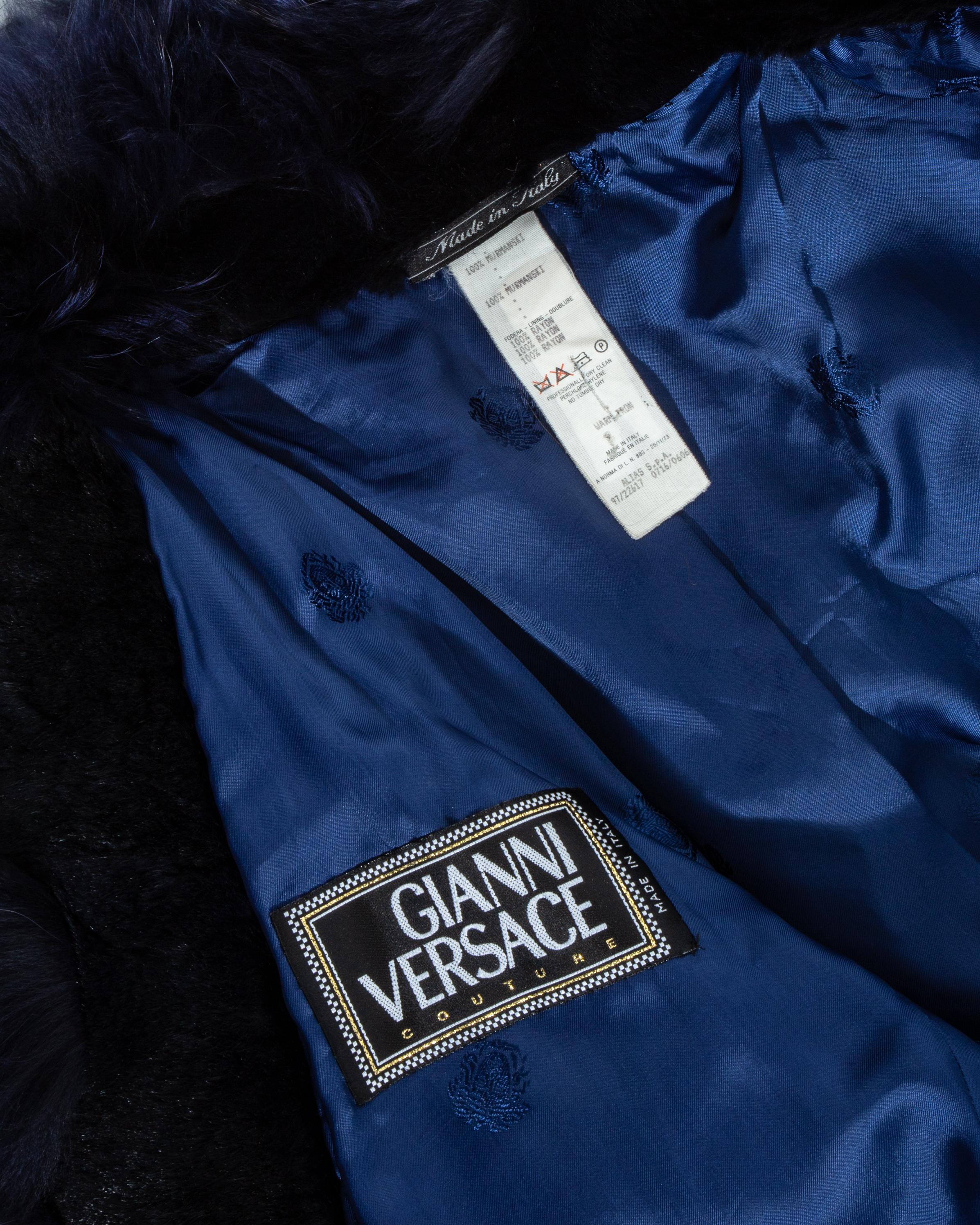 Gianni Versace blue Raccoon fur coat, fw 1997 In Good Condition For Sale In London, GB