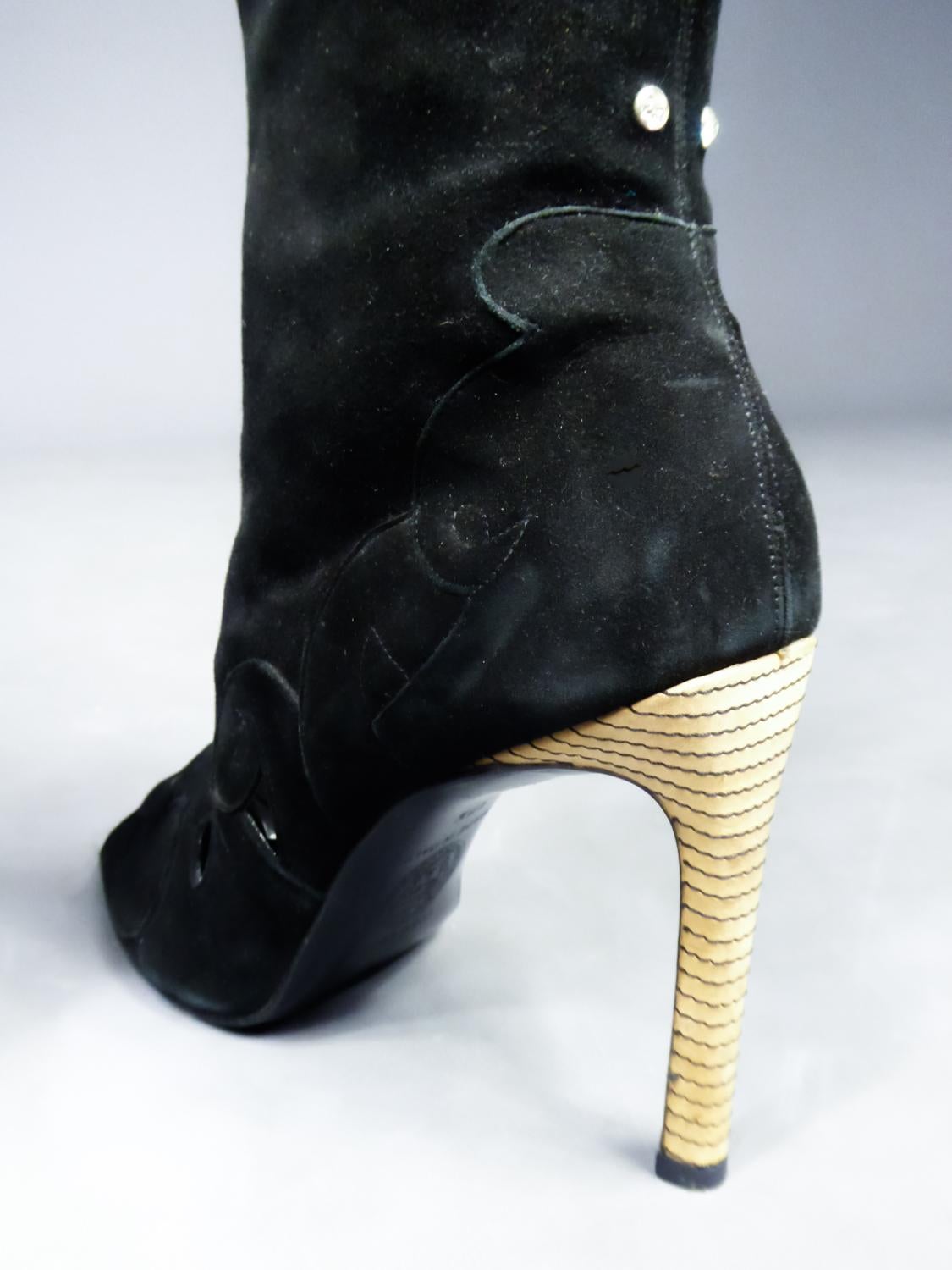 Gianni Versace Boots in Suede and Swarovski Rhinestone Circa 2000 For Sale 2