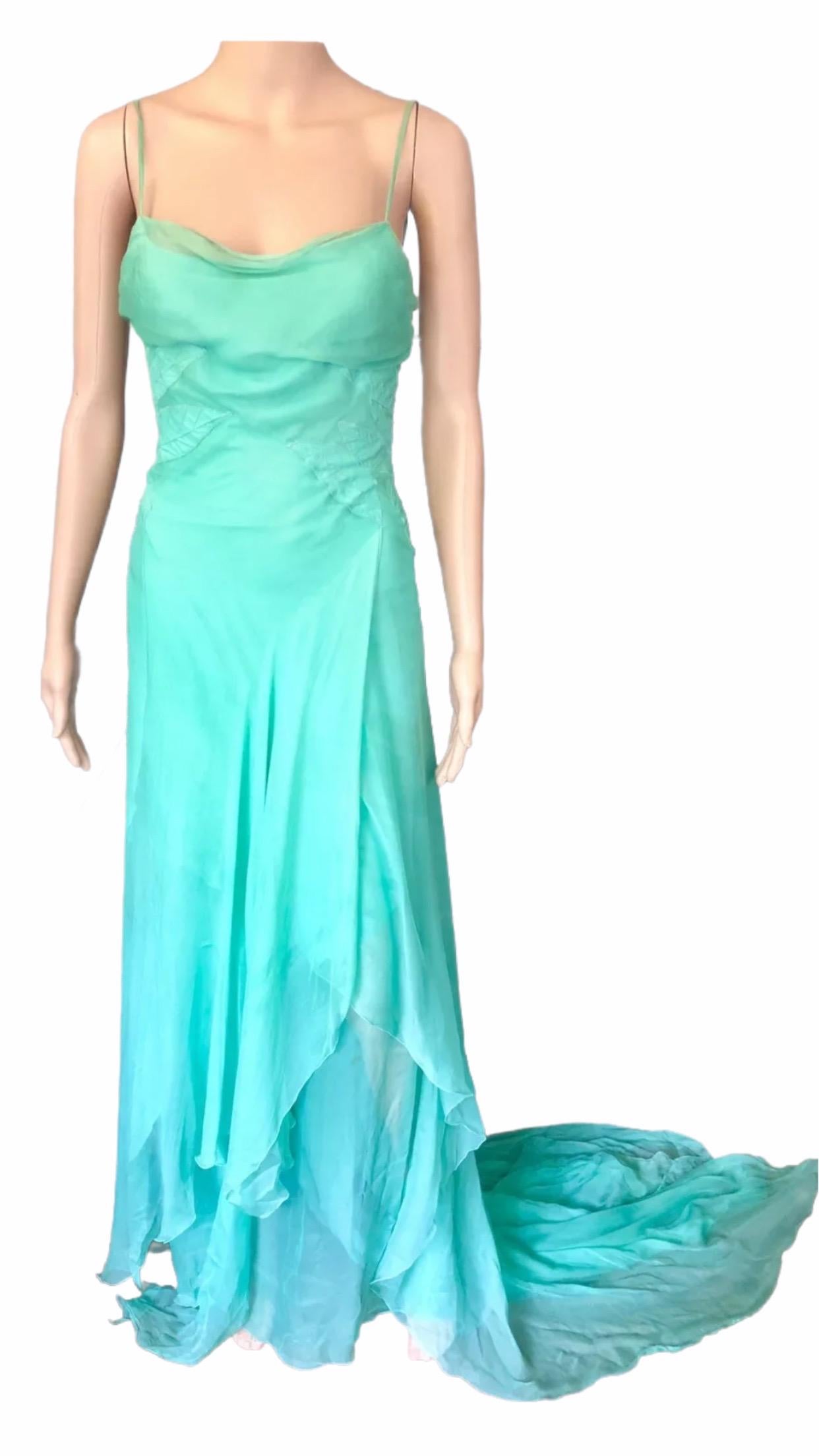 Gianni Versace F/W 1999 Runway Cutout Turquoise Silk Open Back Evening Dress Gown IT 38

As seen on the F/W 1999 Runway.


