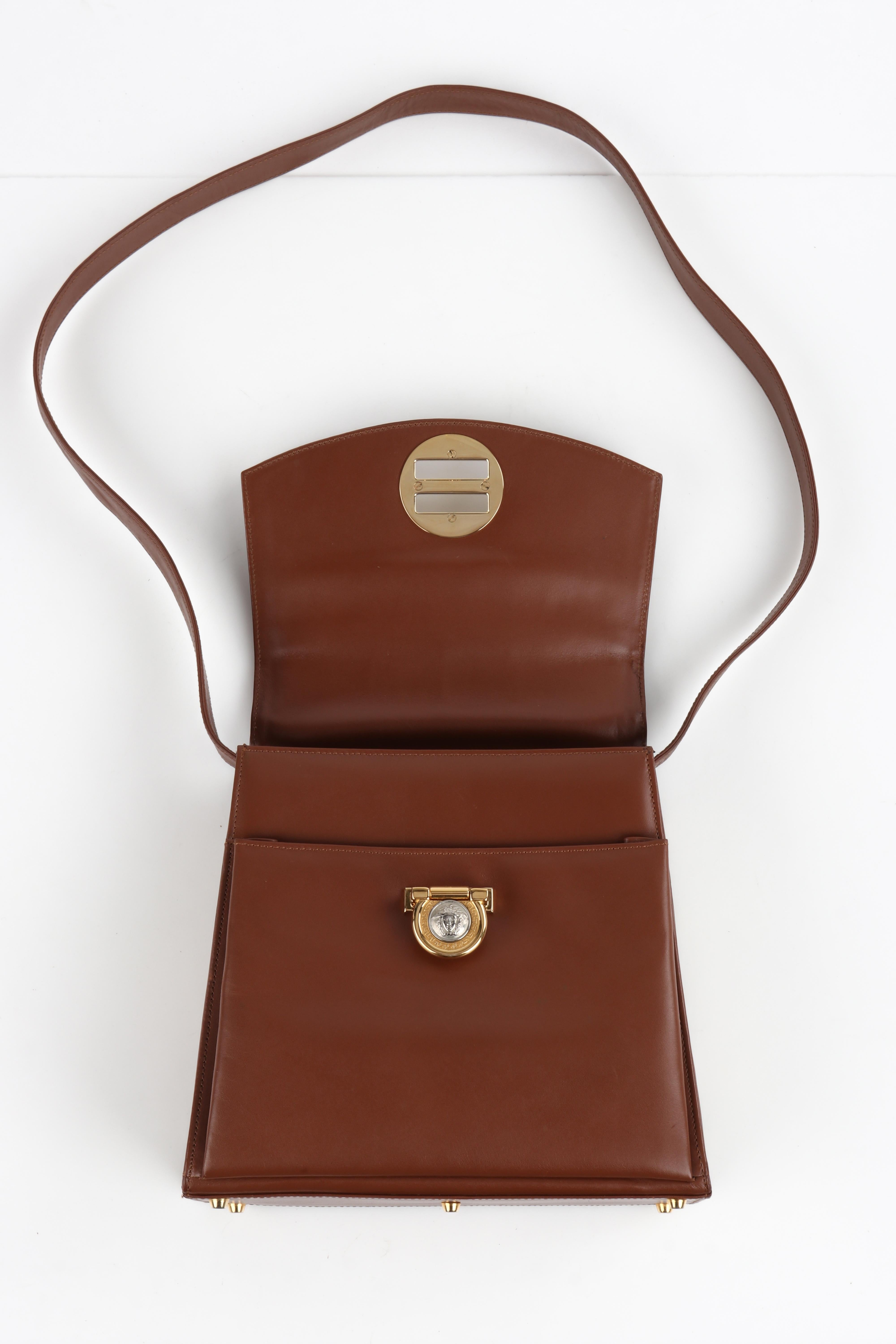 GIANNI VERSACE c.1993 Brown Leather Medusa Emblem Coin Lock Shoulder Bag Purse For Sale 6